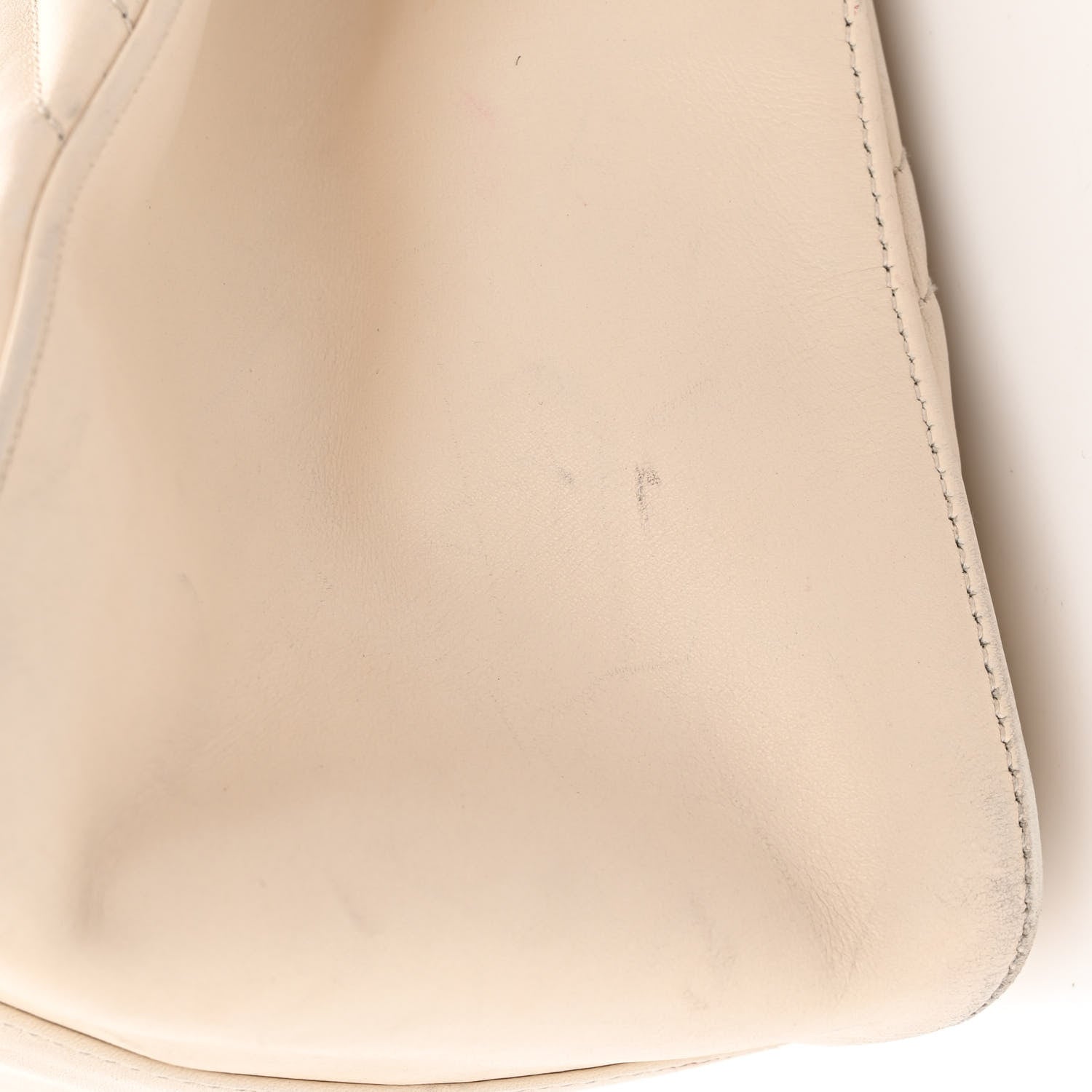 Gucci Calfskin Matelasse Medium GG Marmont Shoulder Tote Bag White 12 of 18