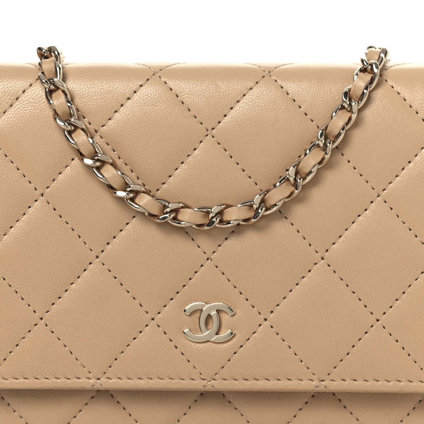 Lambskin Quilted Wallet On Chain WOC Beige