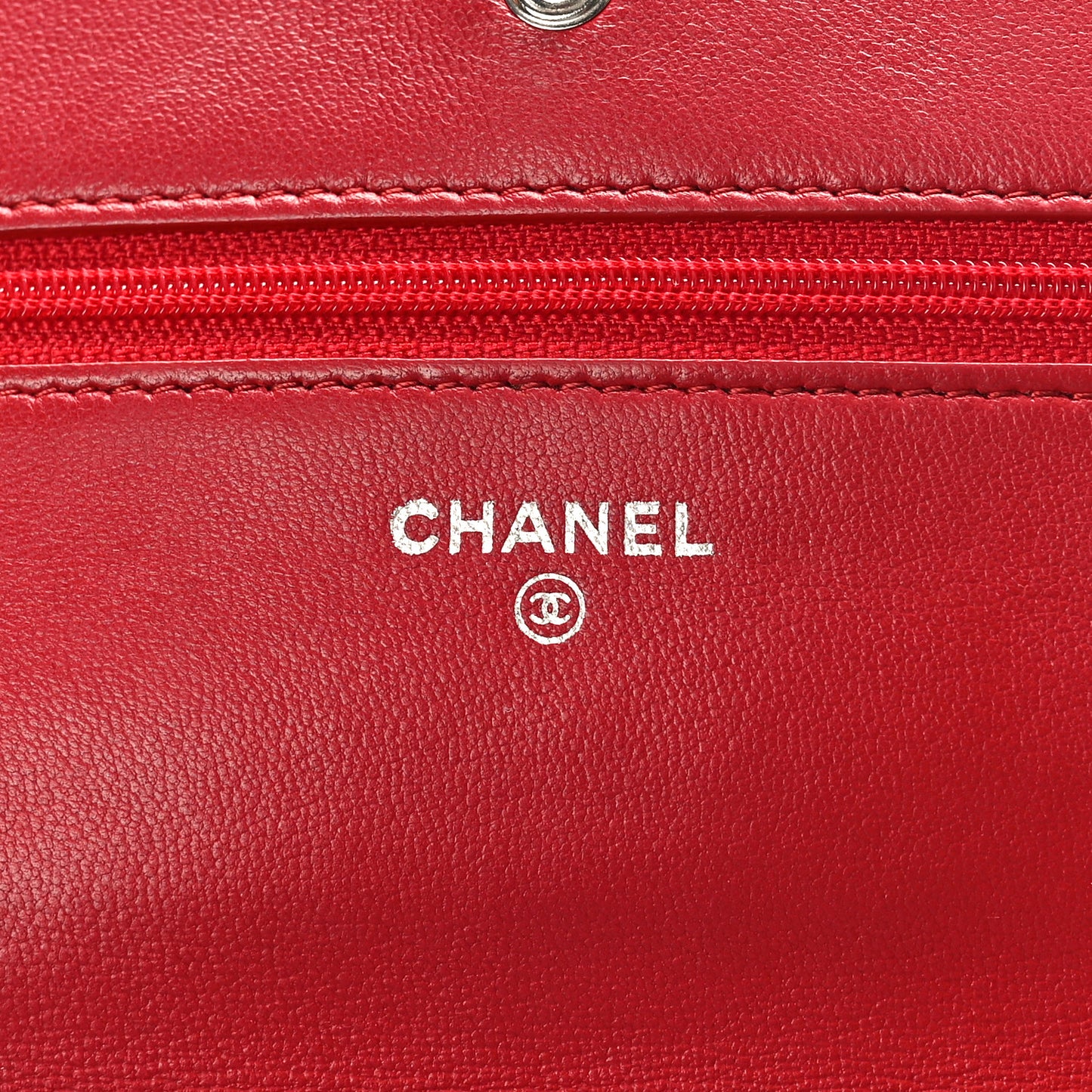 Lambskin Quilted Wallet On Chain WOC Red