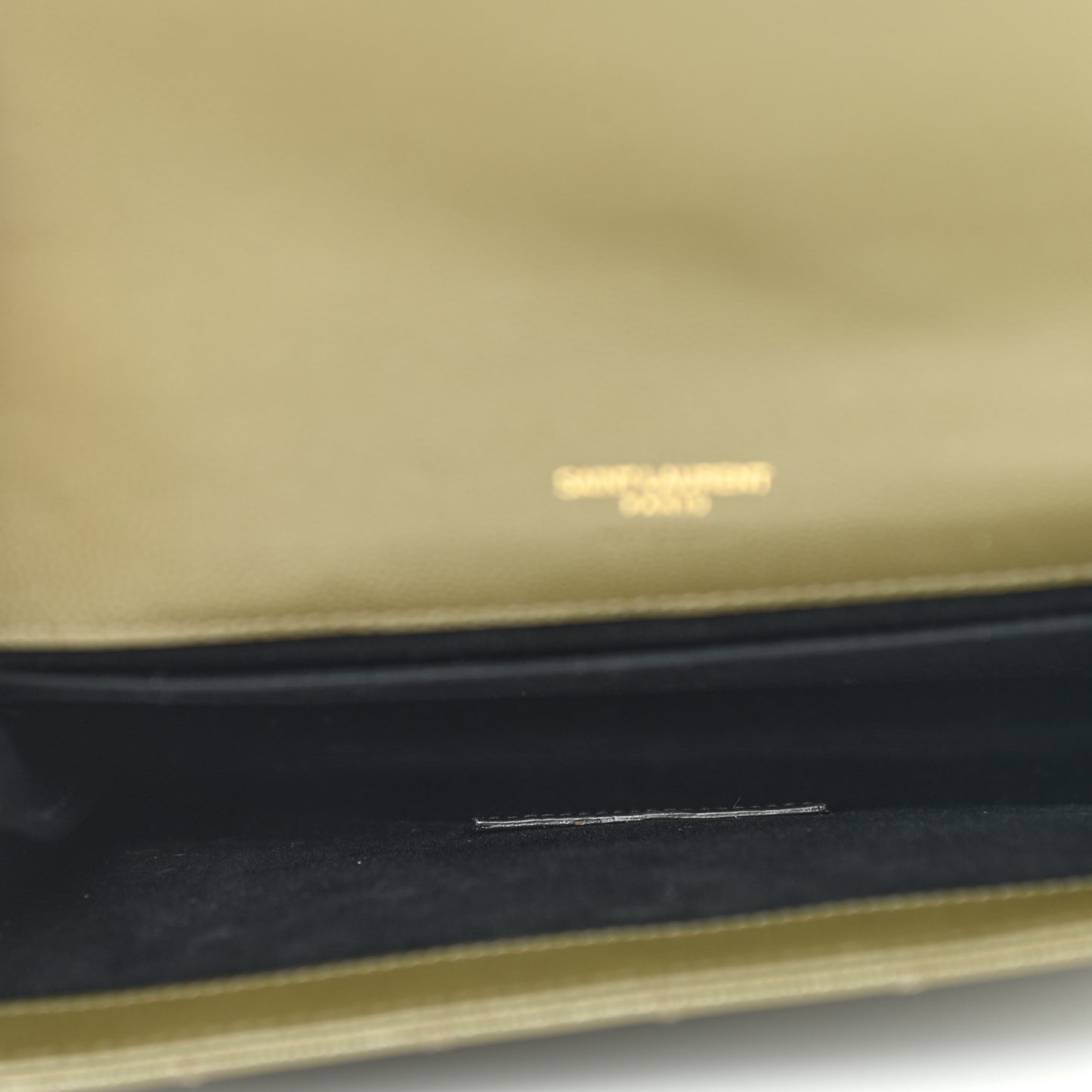 Grain De Poudre Textured Mixed Matelasse Triquilt Monogram Clutch Vert Kaki