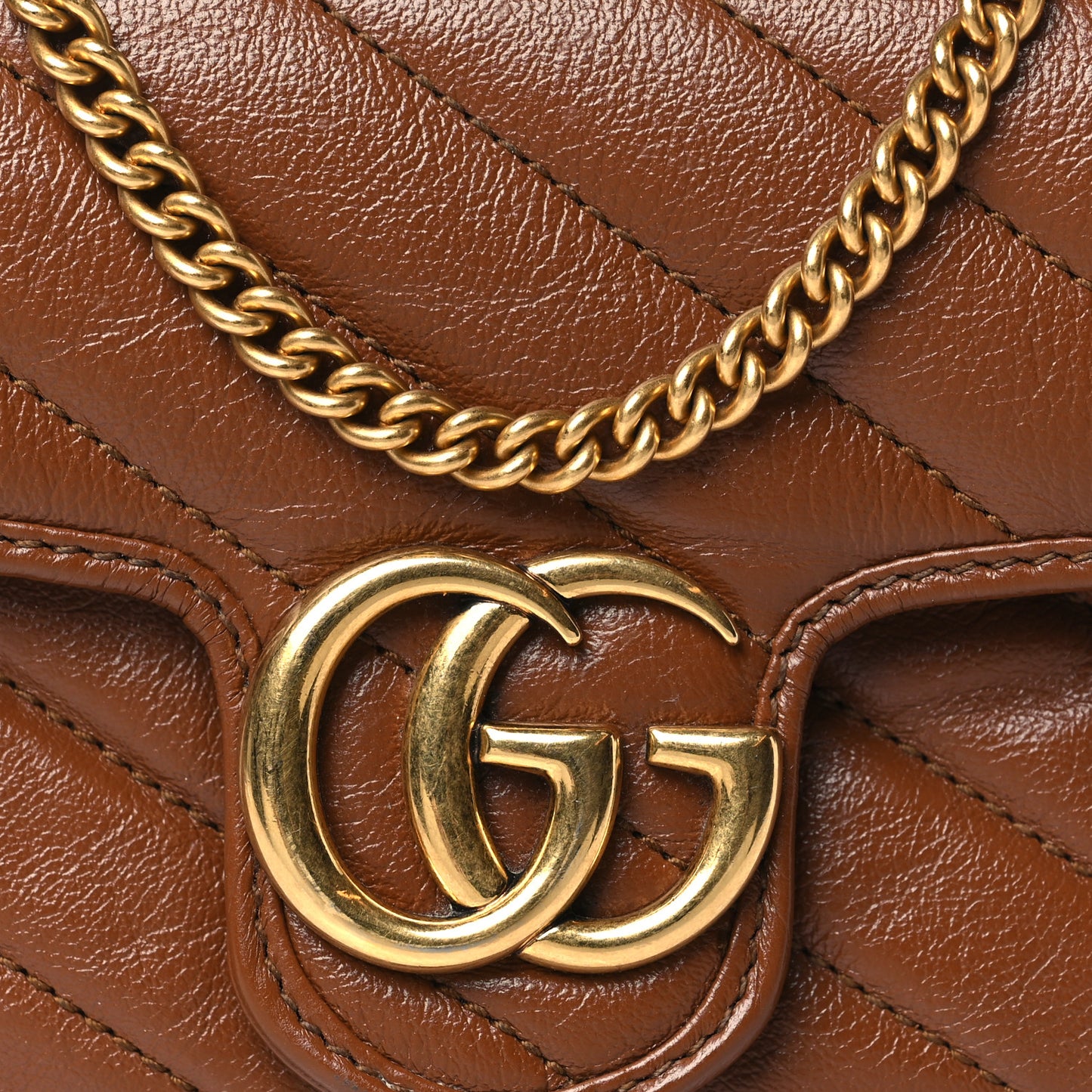 Azalea Calfskin Matelasse Diagonal Super Mini GG Marmont Shoulder Bag Cuir