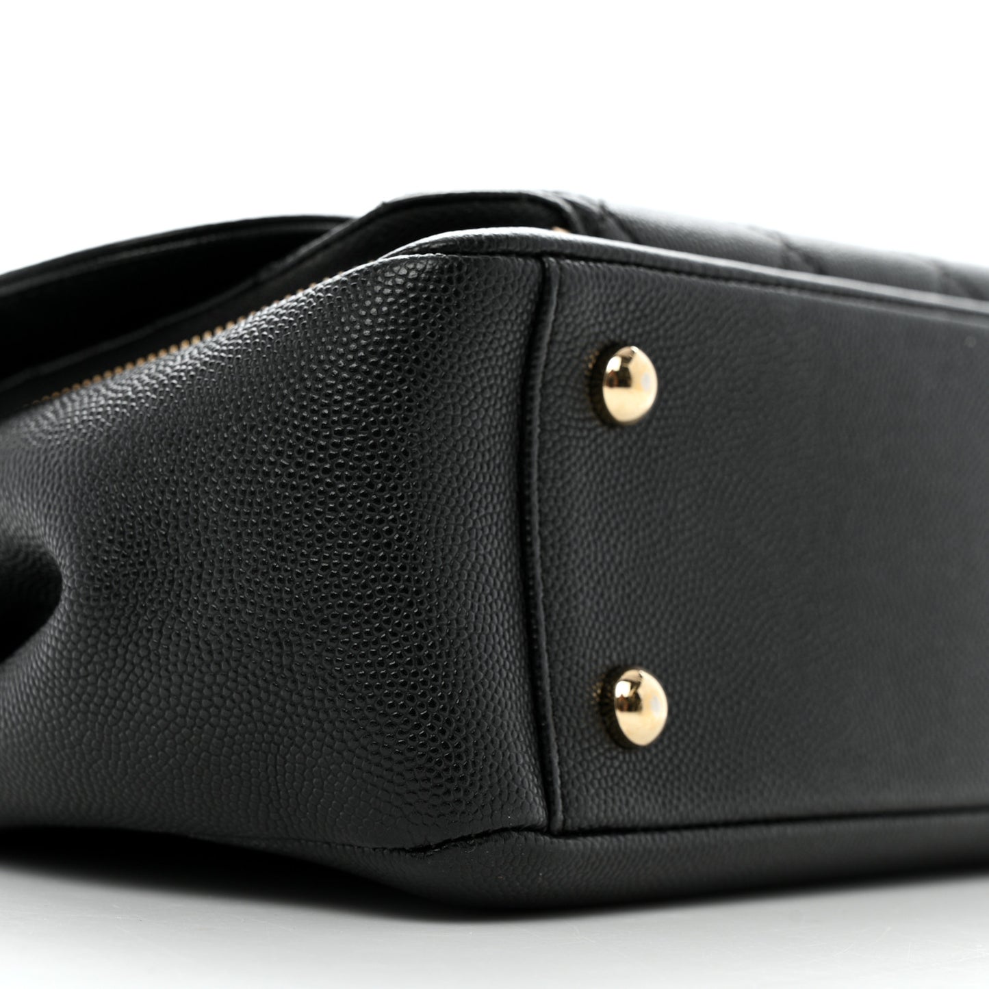 Caviar Quilted Medium Business Affinity Flap Black