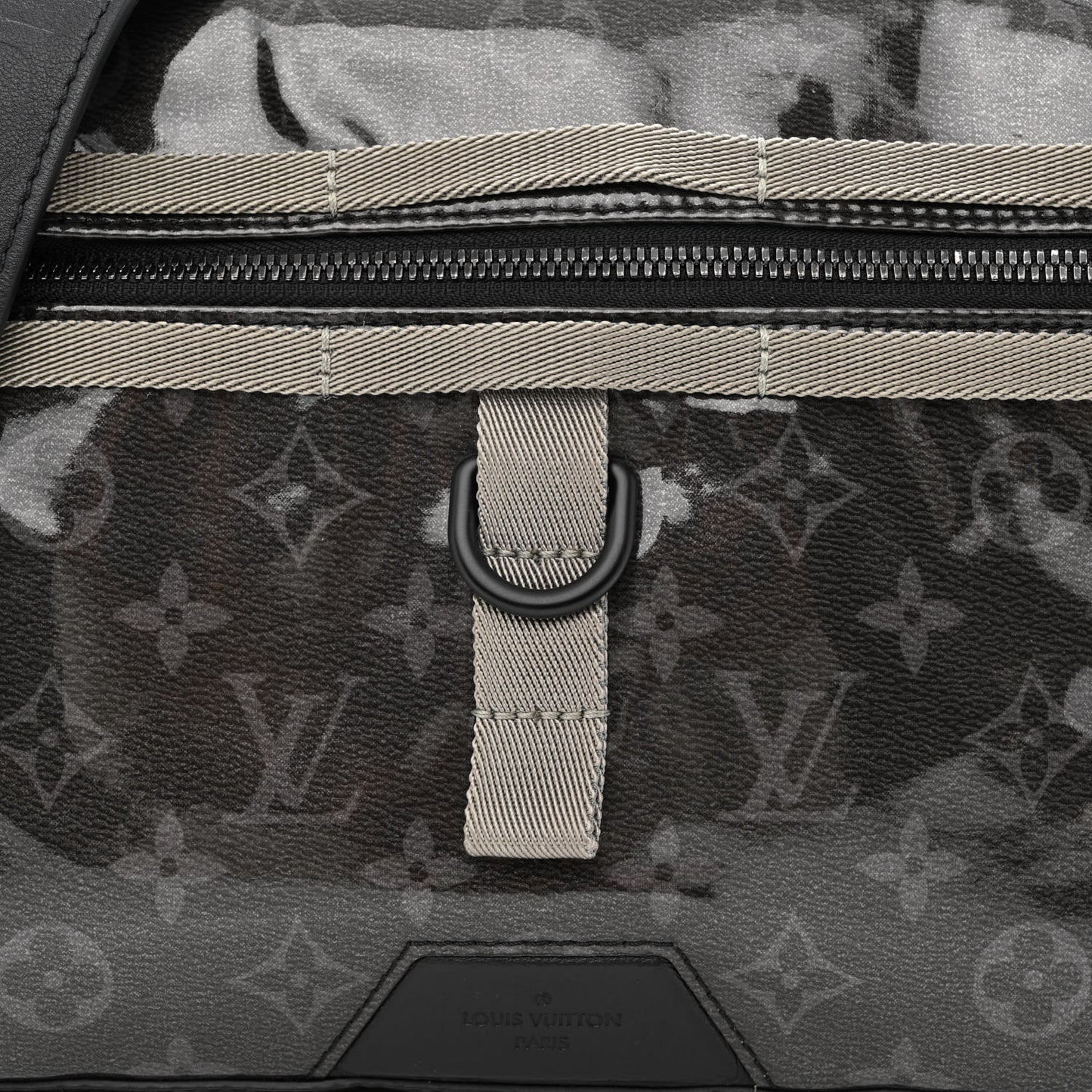 Monogram Eclipse Glaze Messenger PM