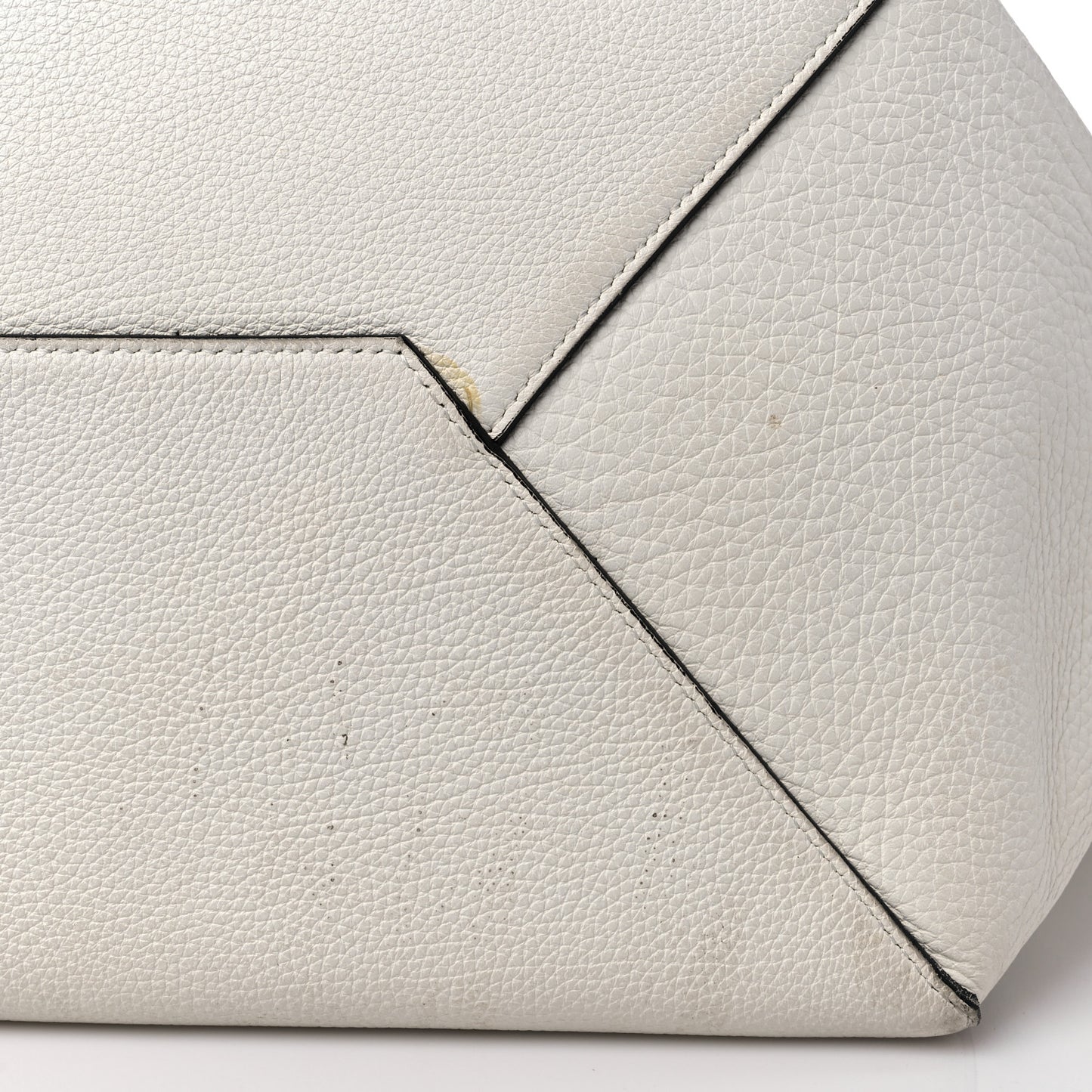 Grained Calfskin Medium Horizontal Cabas Phantom White
