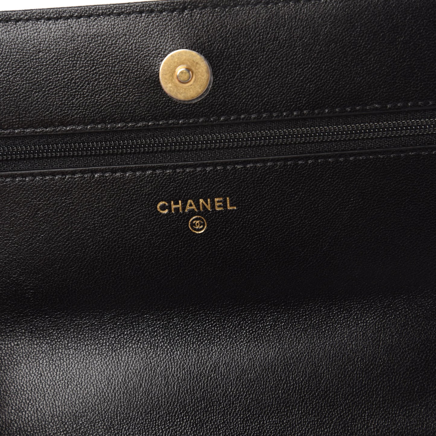 Lambskin Quilted Chanel 19 Wallet On Chain WOC Black