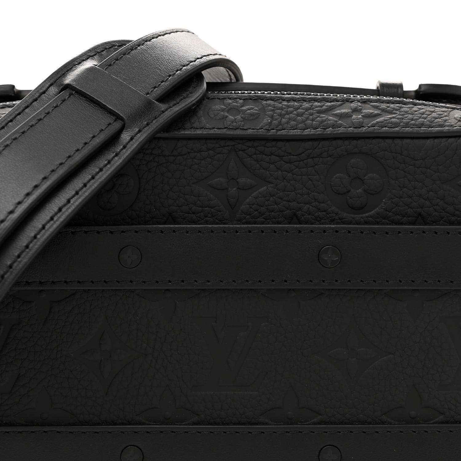 Louis Vuitton Taurillon Monogram Solar Ray Soft Trunk Black 7 of 10