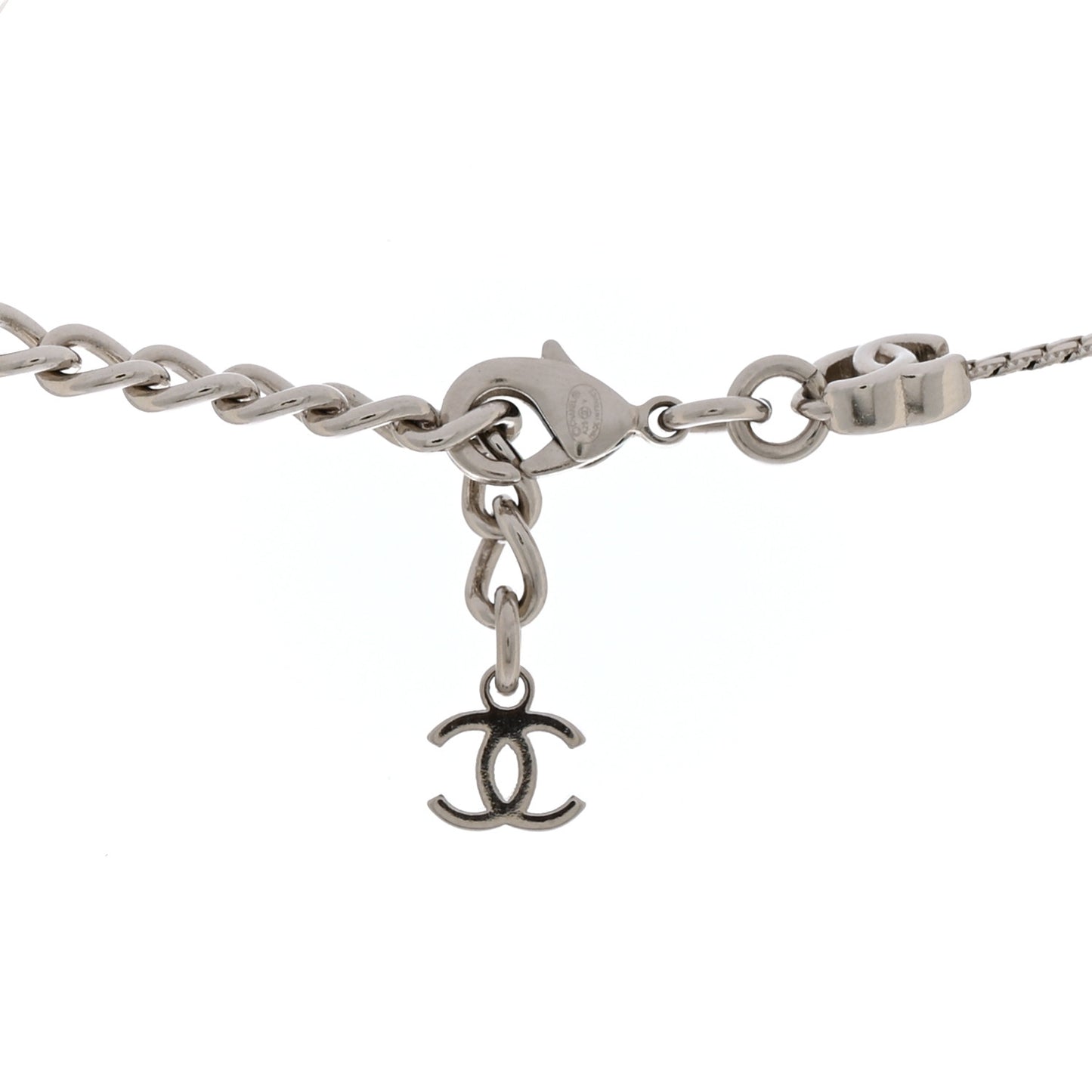 Metal CC Short Chain Necklace Gold