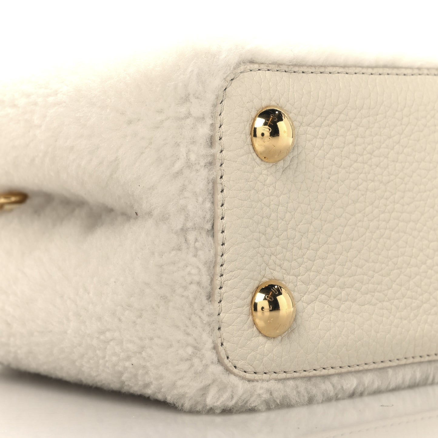 Shearling Calfskin Capucines BB White