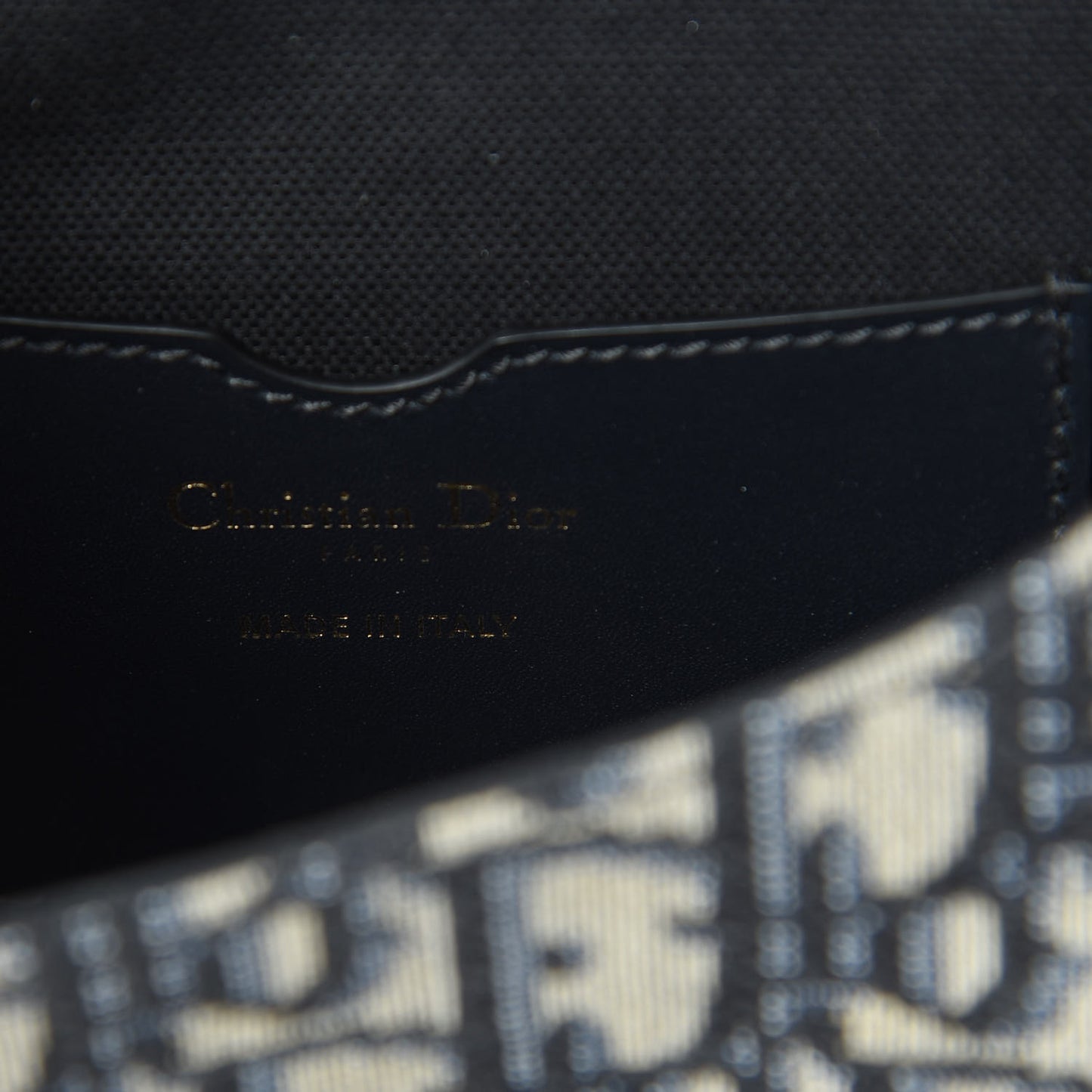 Oblique Medium Bobby Flap Blue