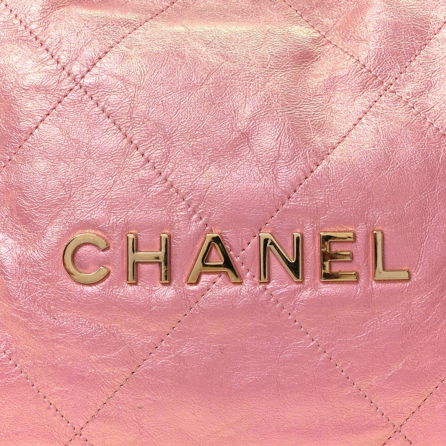 Metallic Shaded Calfskin Quilted Chanel 22 Pink