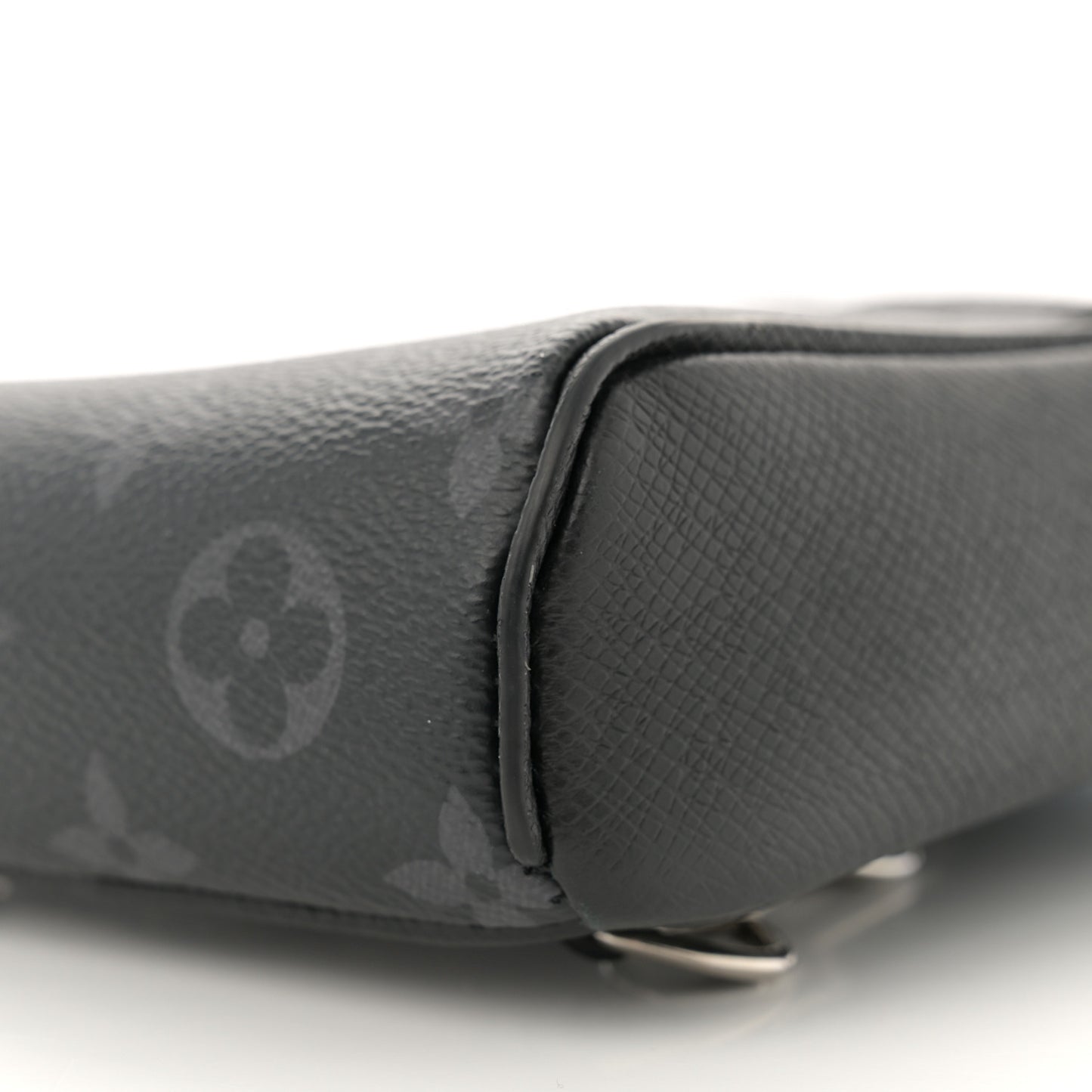 Taigarama Outdoor Slingbag Black