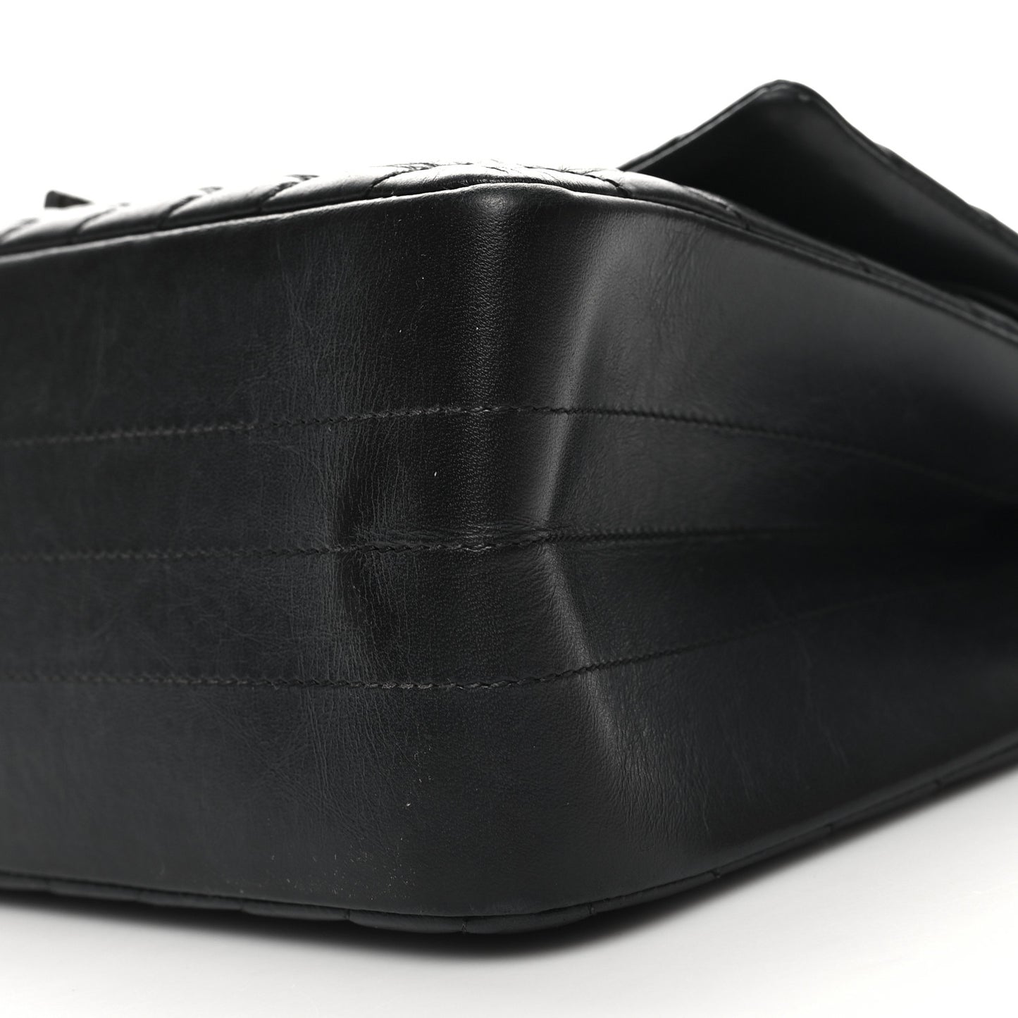 Aged Calfskin Chevron Quilted 2.55 Reissue 226 So Black