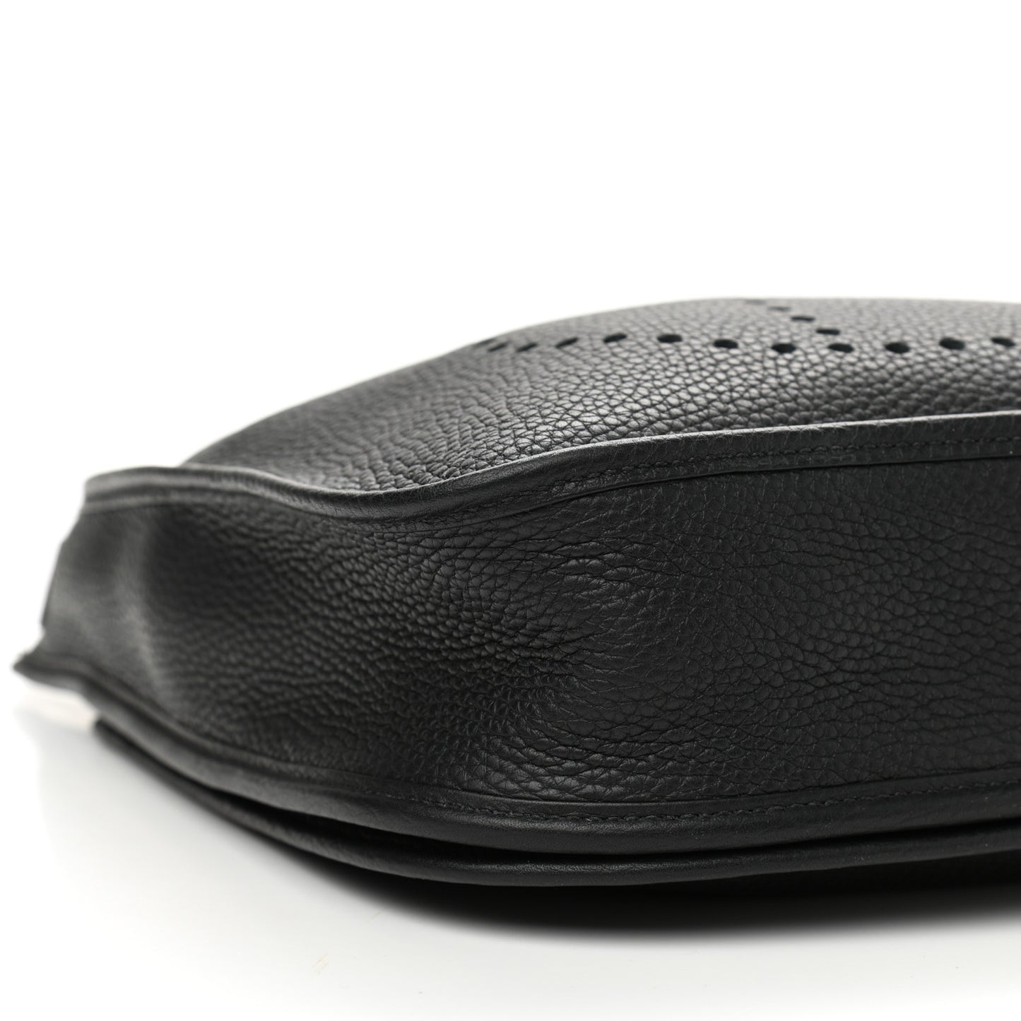 Taurillon Clemence Evelyne III PM Black