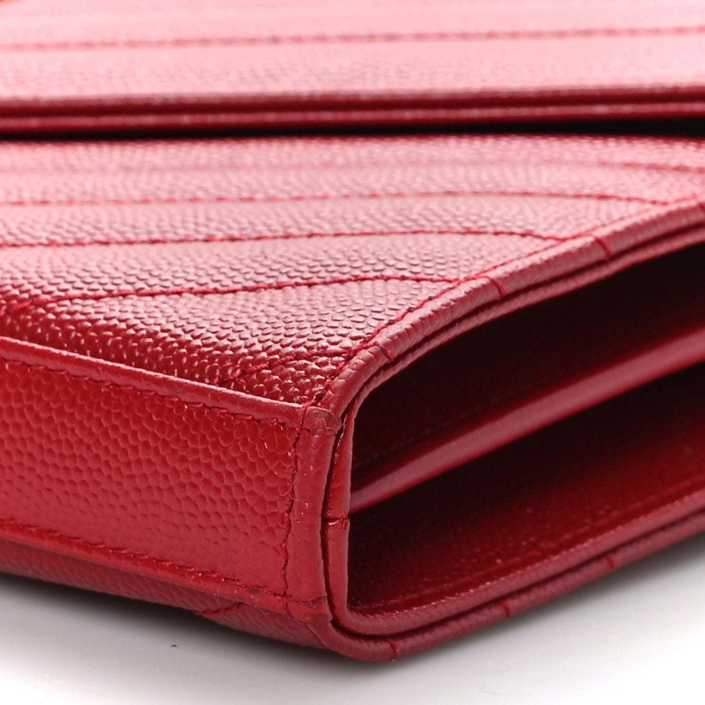 Grain De Poudre Matelasse Chevron Monogram Chain Wallet Rouge Eros