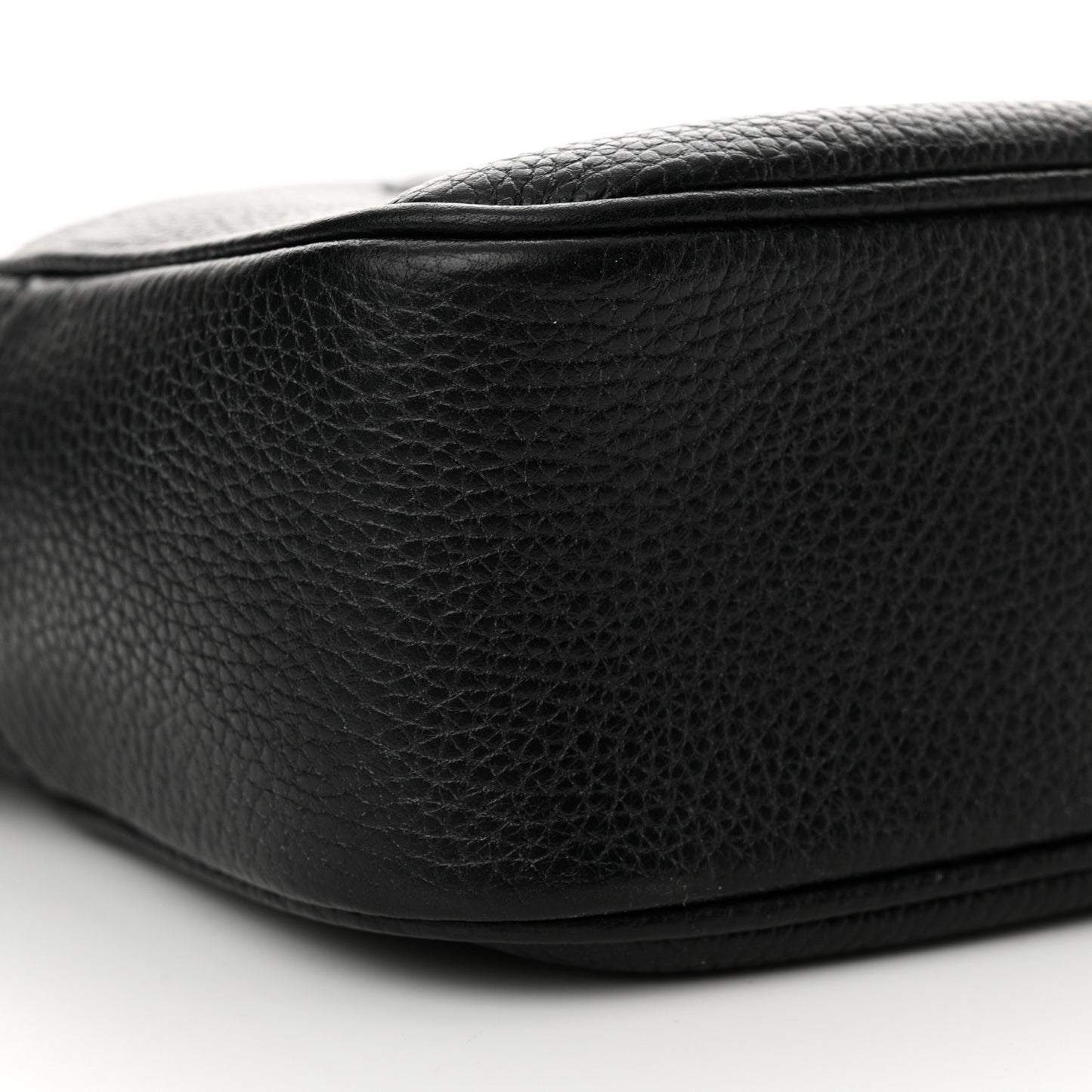 Pebbled Calfskin Small Soho Disco Bag Black