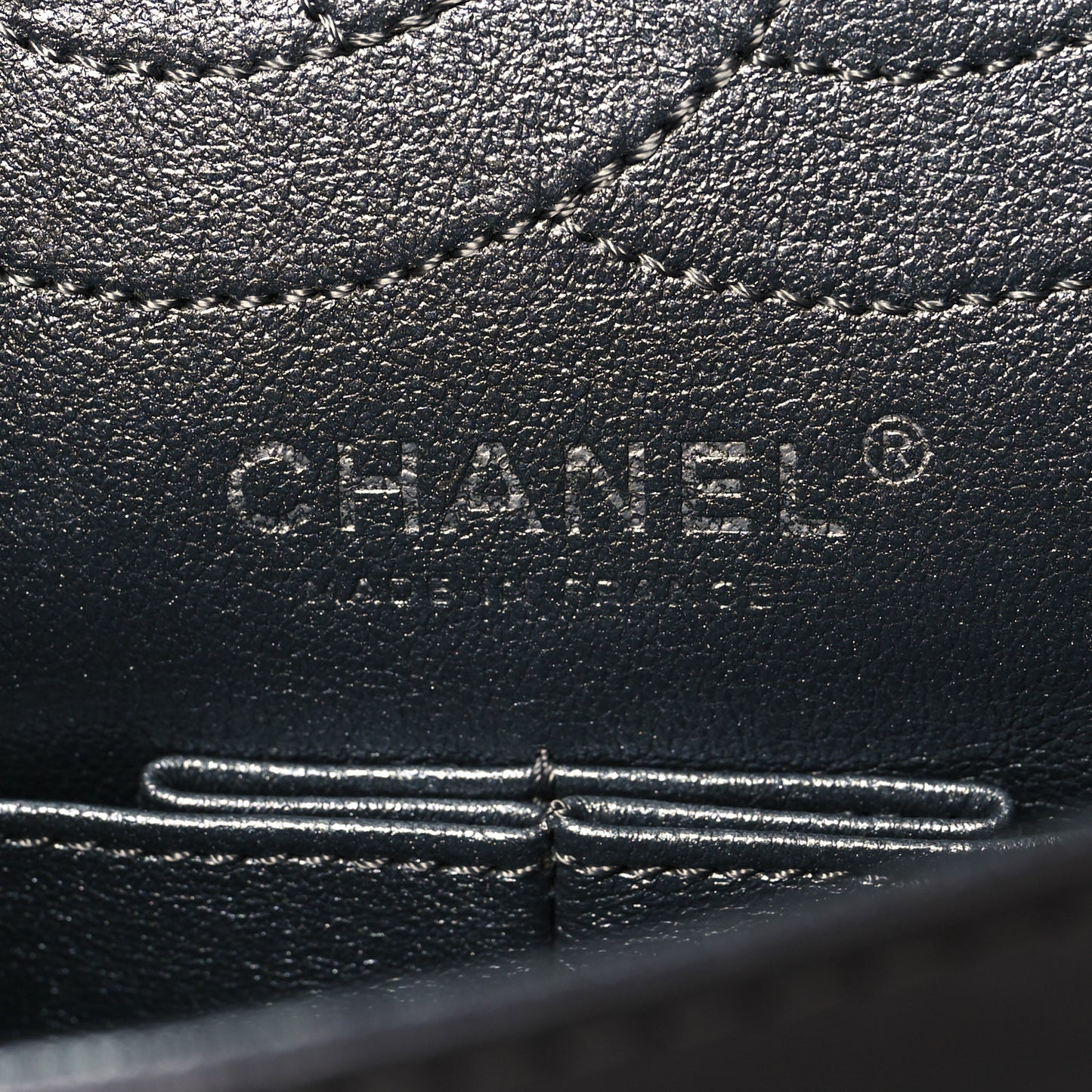 Metallic Aged Calfskin 2.55 Reissue 225 Flap Dark Silver