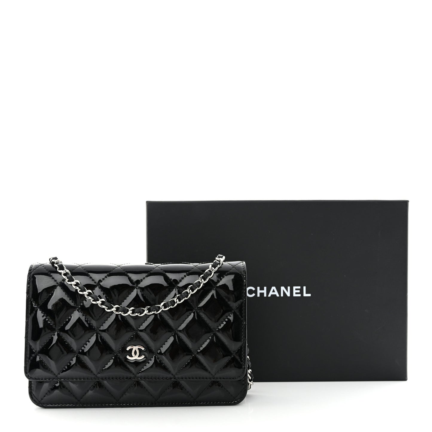 Patent Quilted Wallet On Chain WOC Black