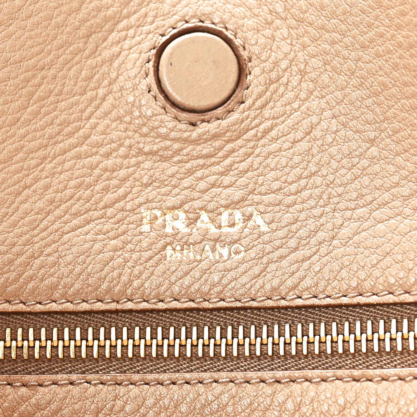 Vitello Daino Pocket Shopping Tote Cammeo