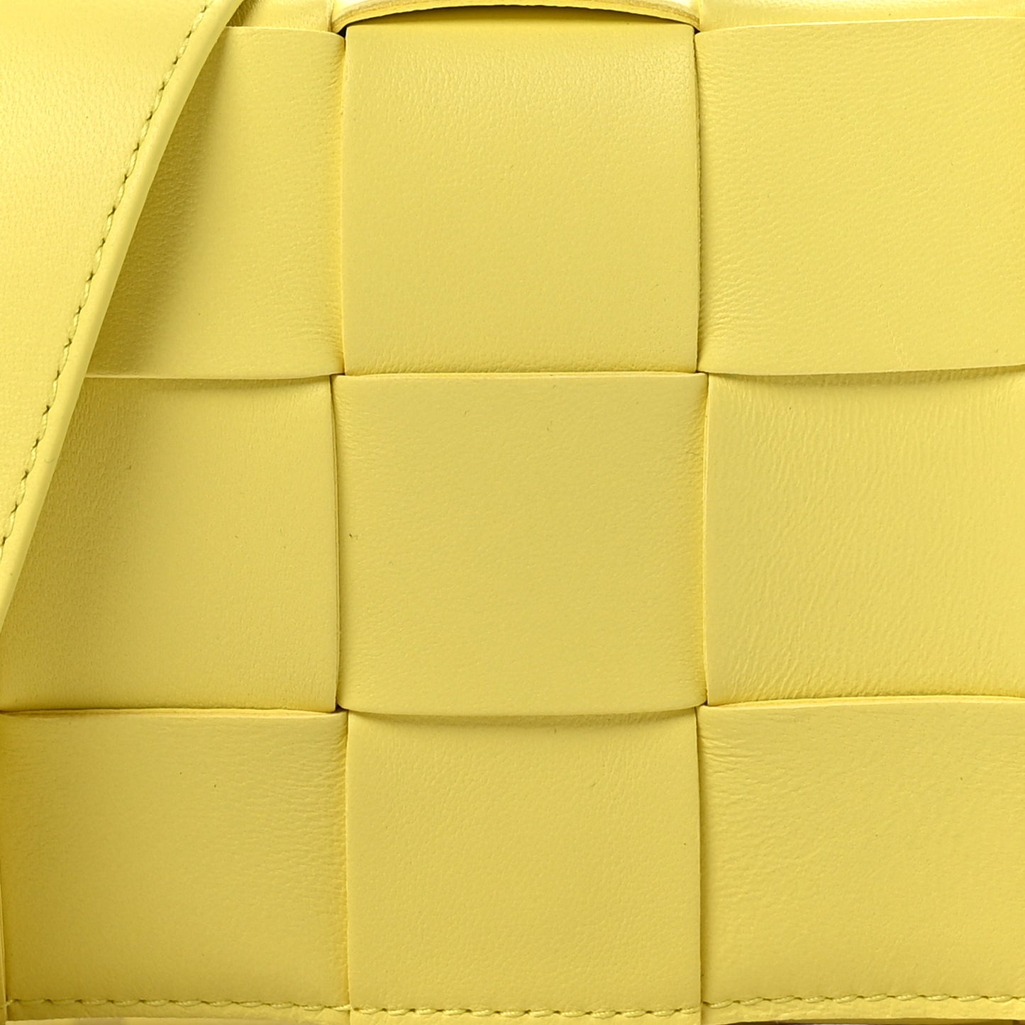 Lambskin Maxi Intreccio Small Cassette Crossbody Bag Sherbert