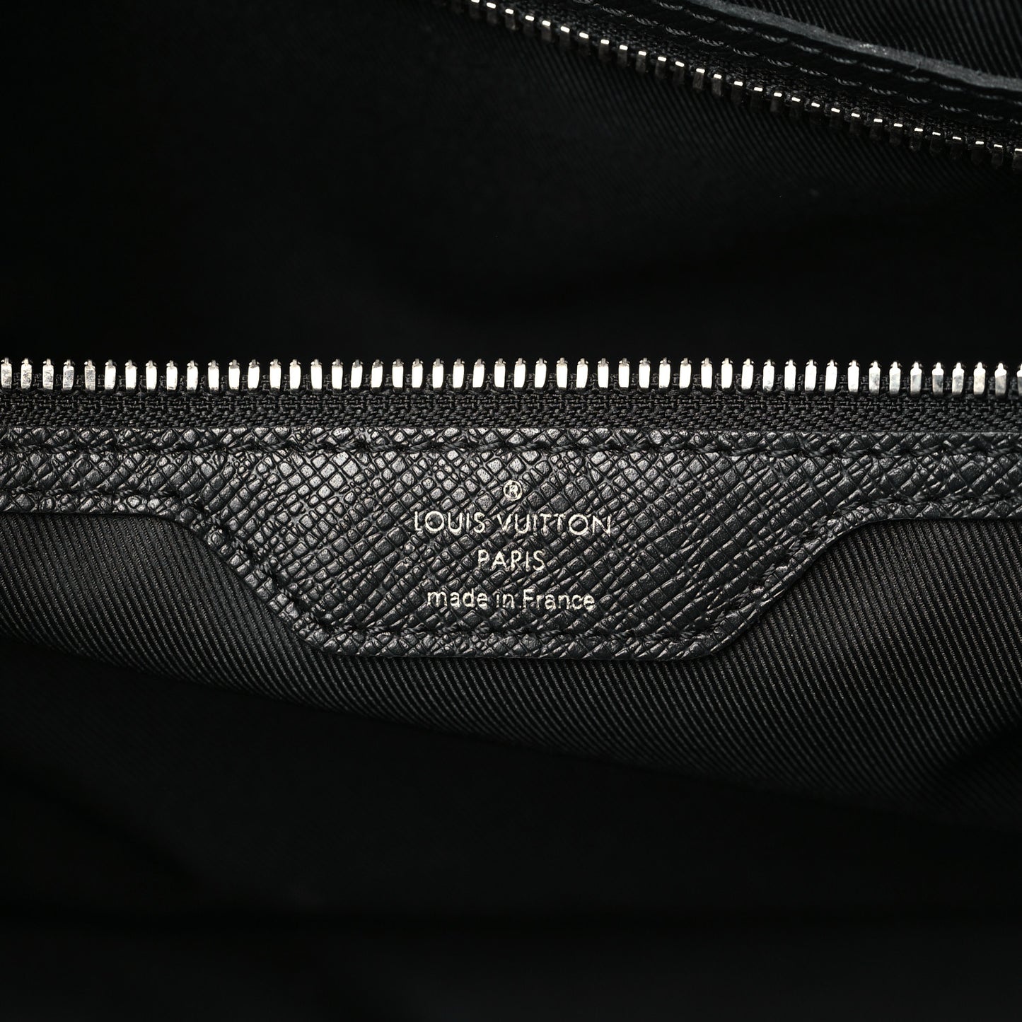 Taiga Keepall Bandouliere 45 Black