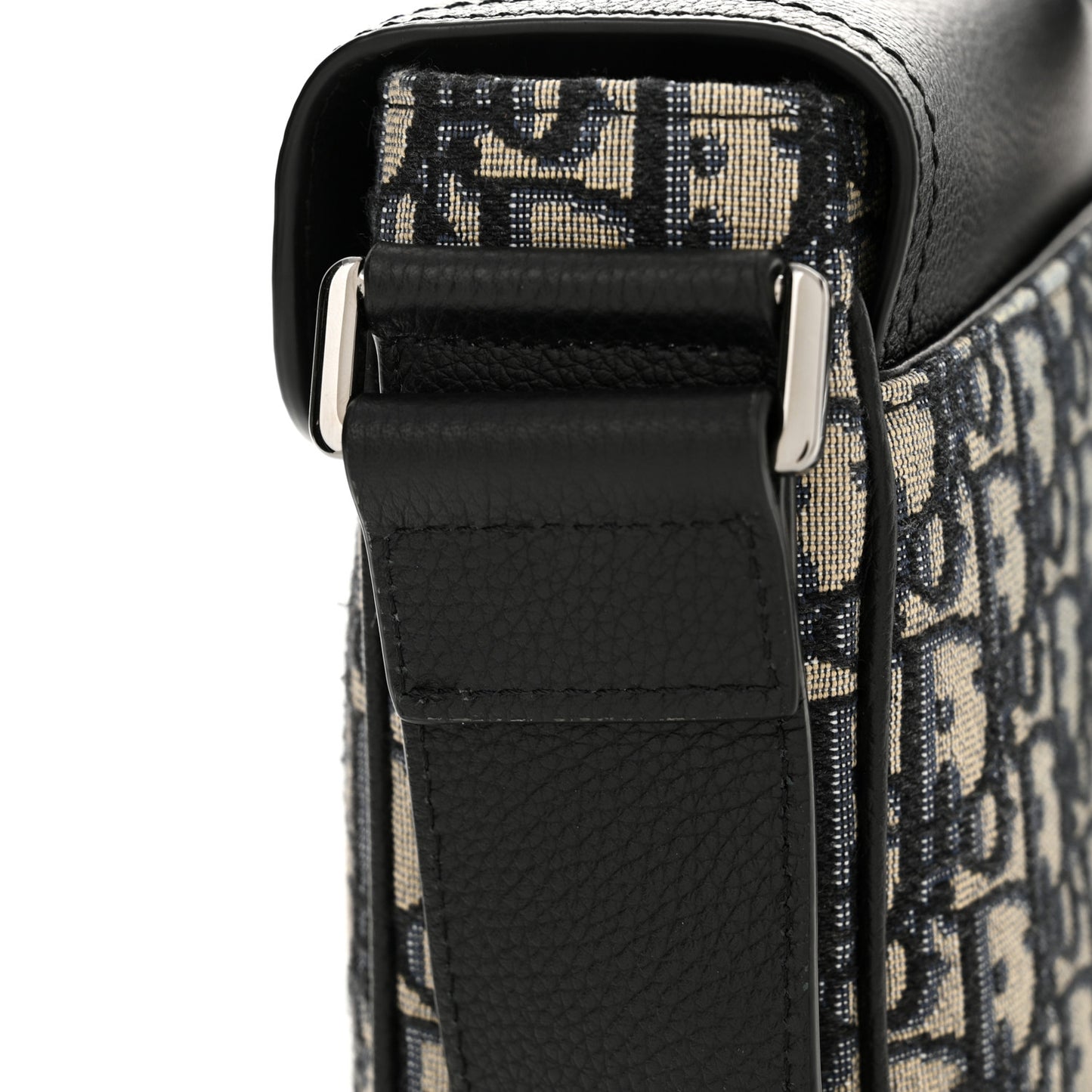 Grained Calfskin Oblique Mini Saddle Messenger Black
