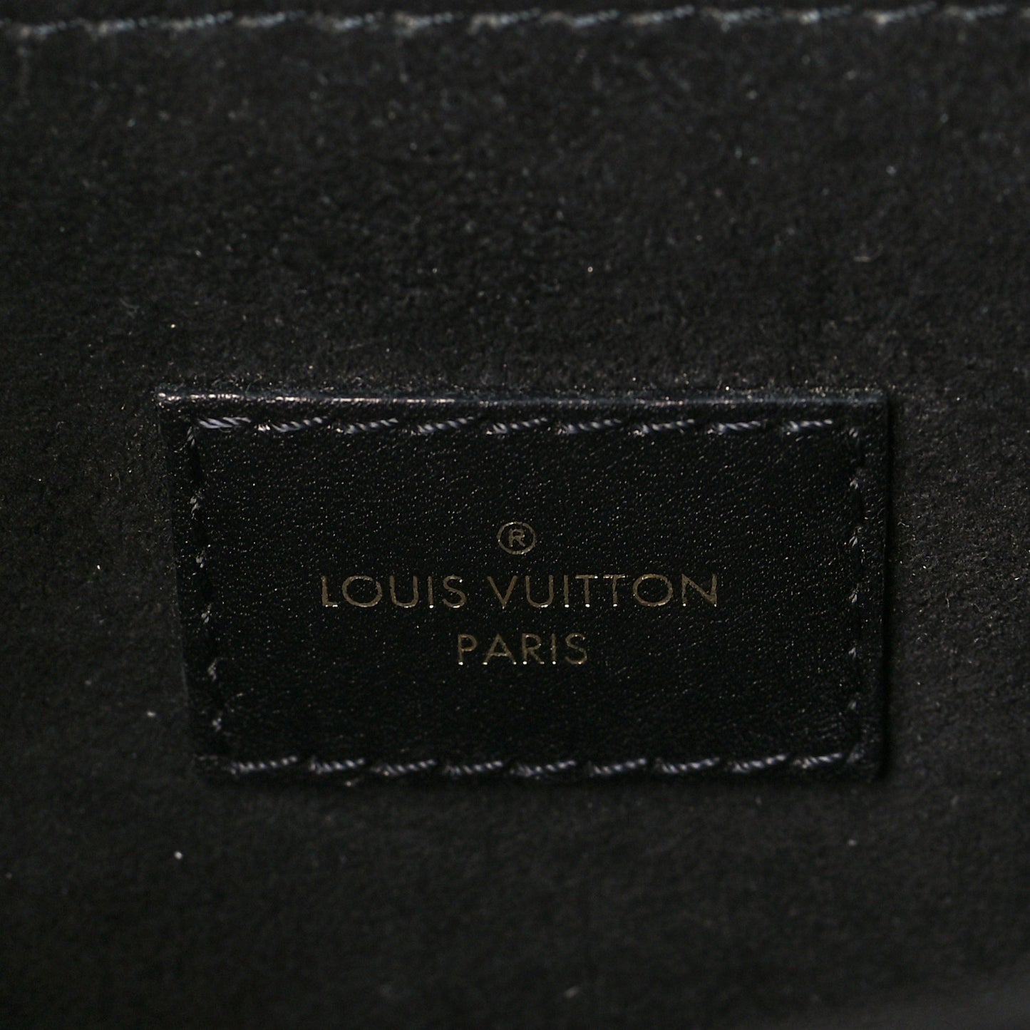 Reverse Monogram Pochette Metis