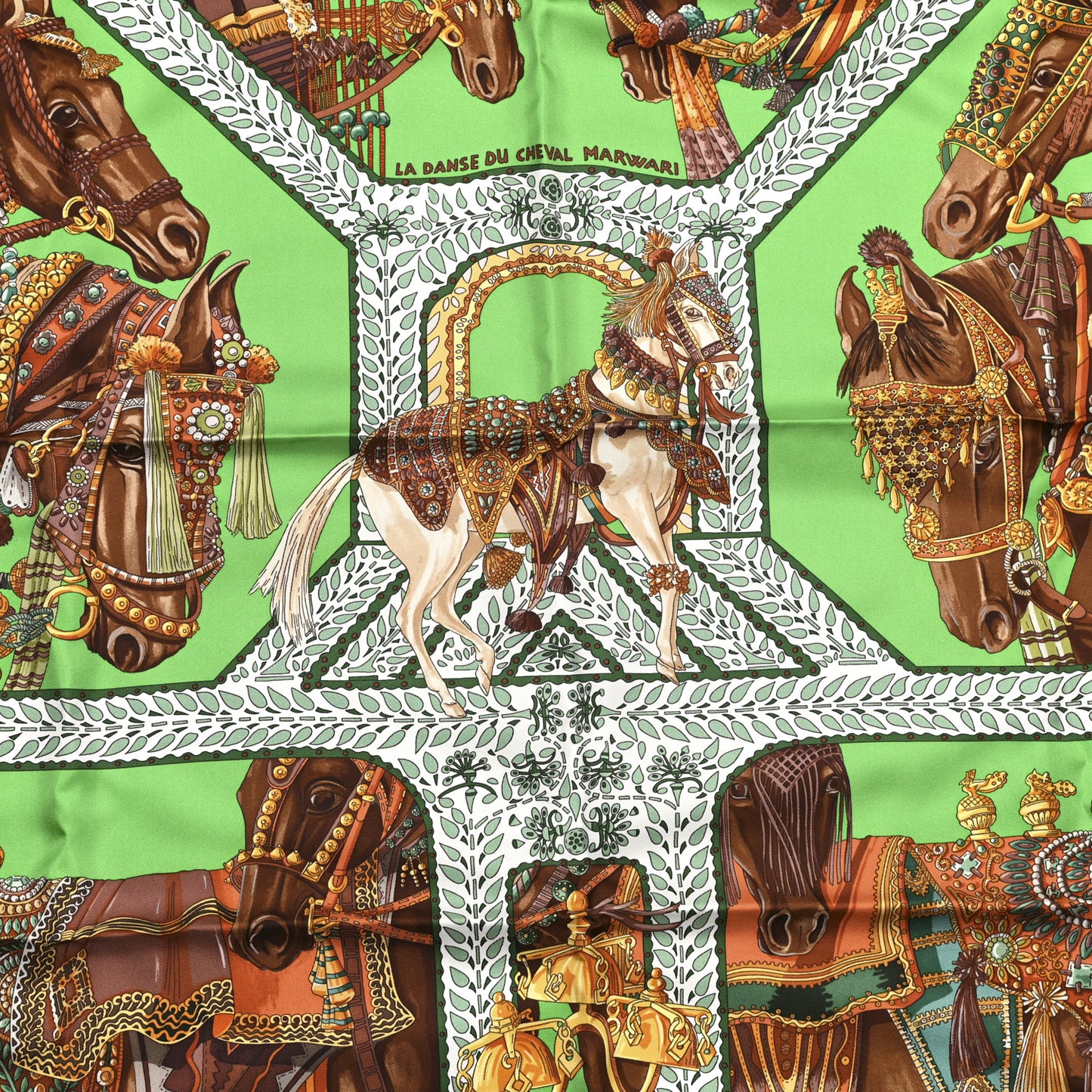 Silk La Danse du Cheval Marwari Scarf 90 Vert Cru White Tabac