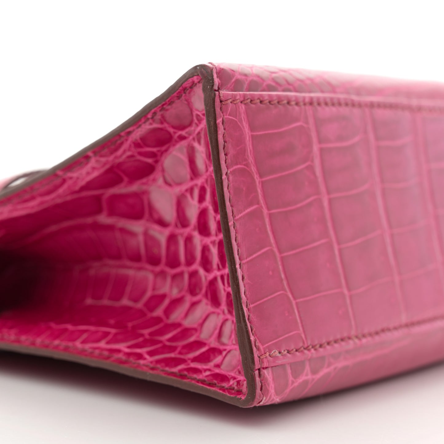 Shiny Niloticus Crocodile Kelly Pochette Fuchsia