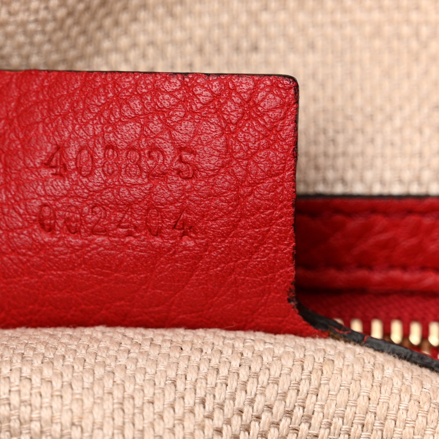 Pebbled Calfskin Large Soho Hobo Tabasco Red