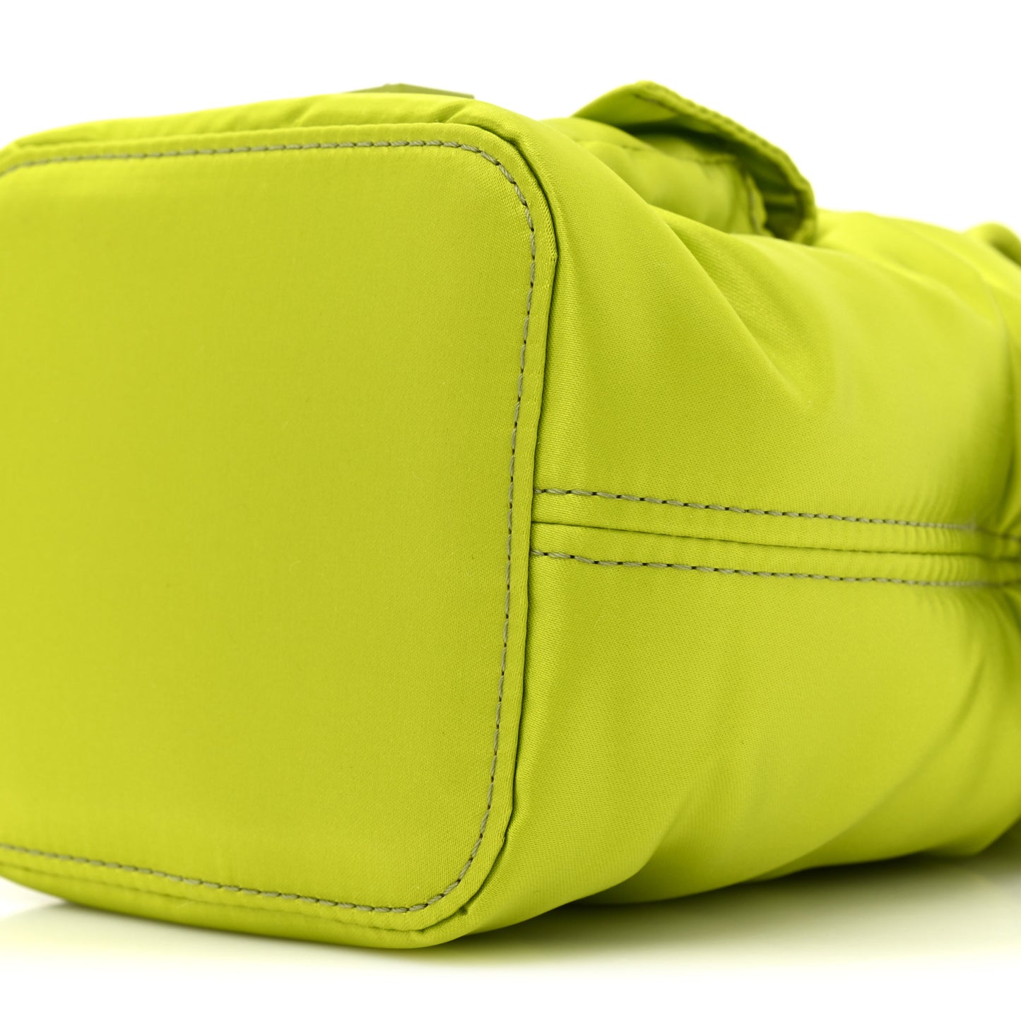 Nylon Ninfa Vitello King Cuoio Mini Mon Tresor Bucket Bag Wasabi