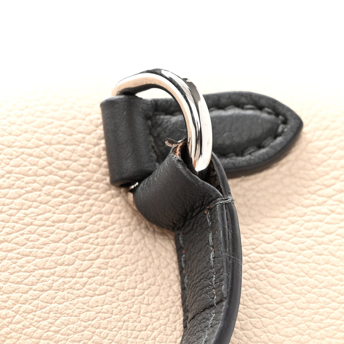 Soft Calfskin Lockme Ever Lie De Vin Etain Creme