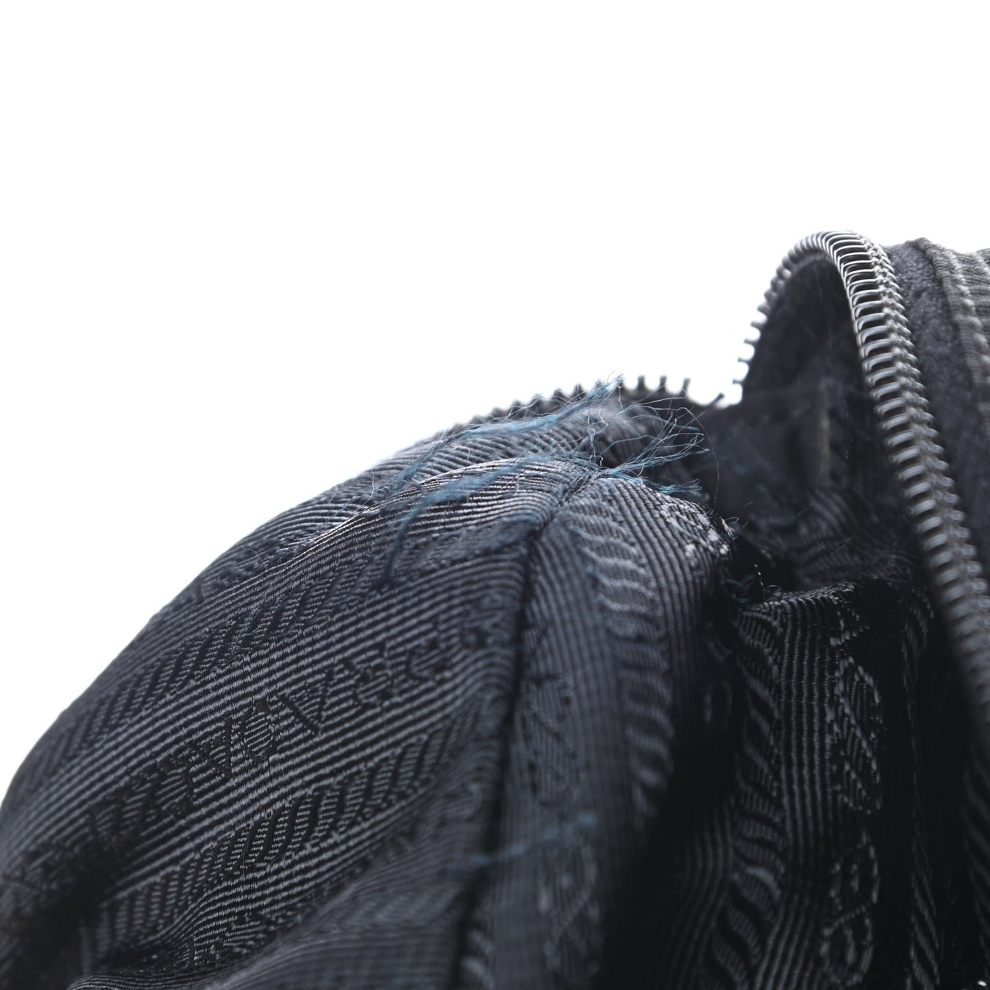 Nylon Vela Messenger Bag Black