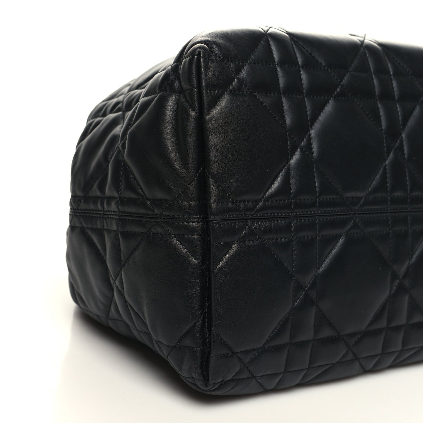 Calfskin Macrocannage Large Toujours Black