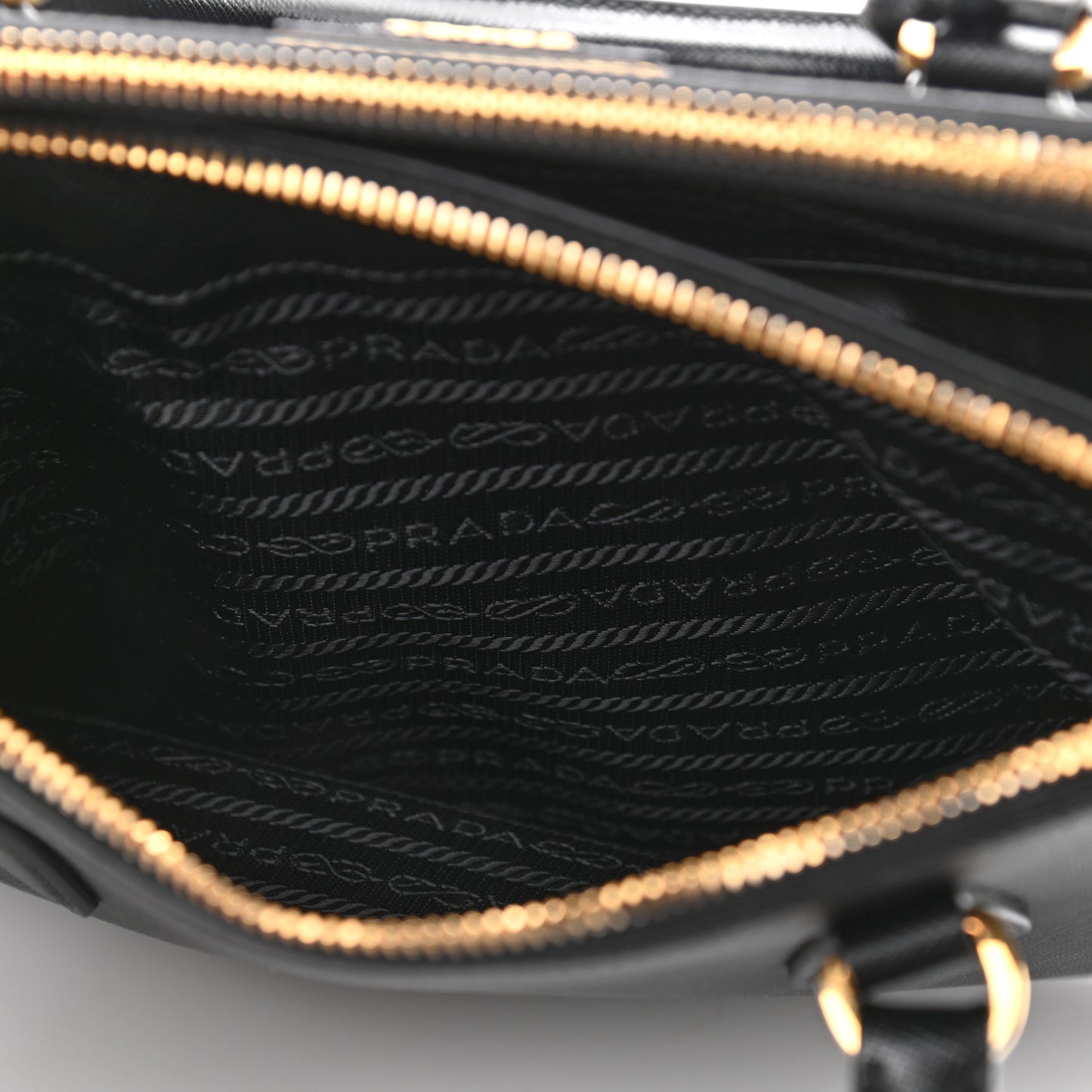 Saffiano Small Galleria Double Zip Tote Black