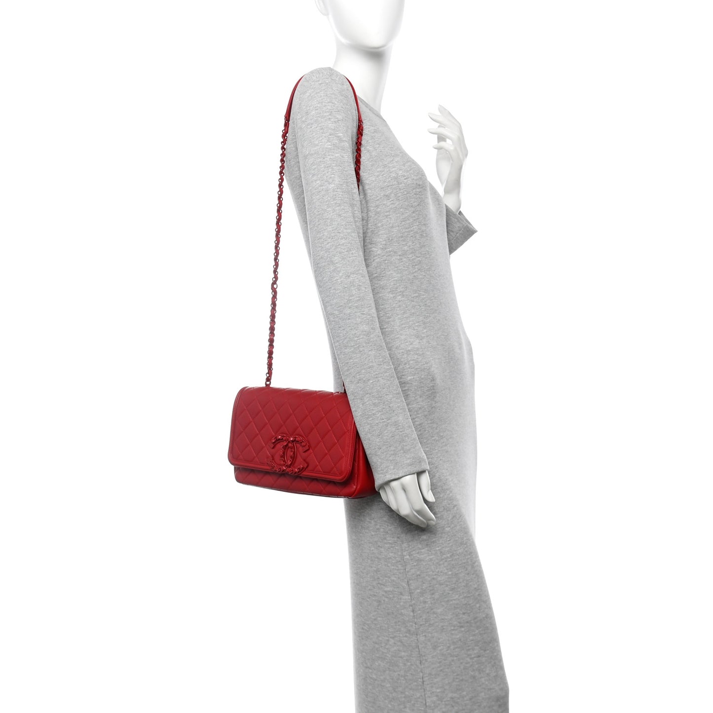 Calfskin Quilted Medium CC Filigree Flap Red
