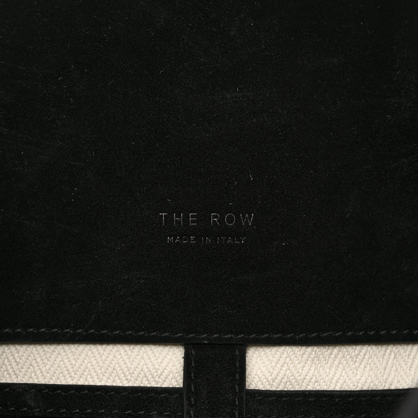 Suede Calfskin Soft Margaux 17 Black