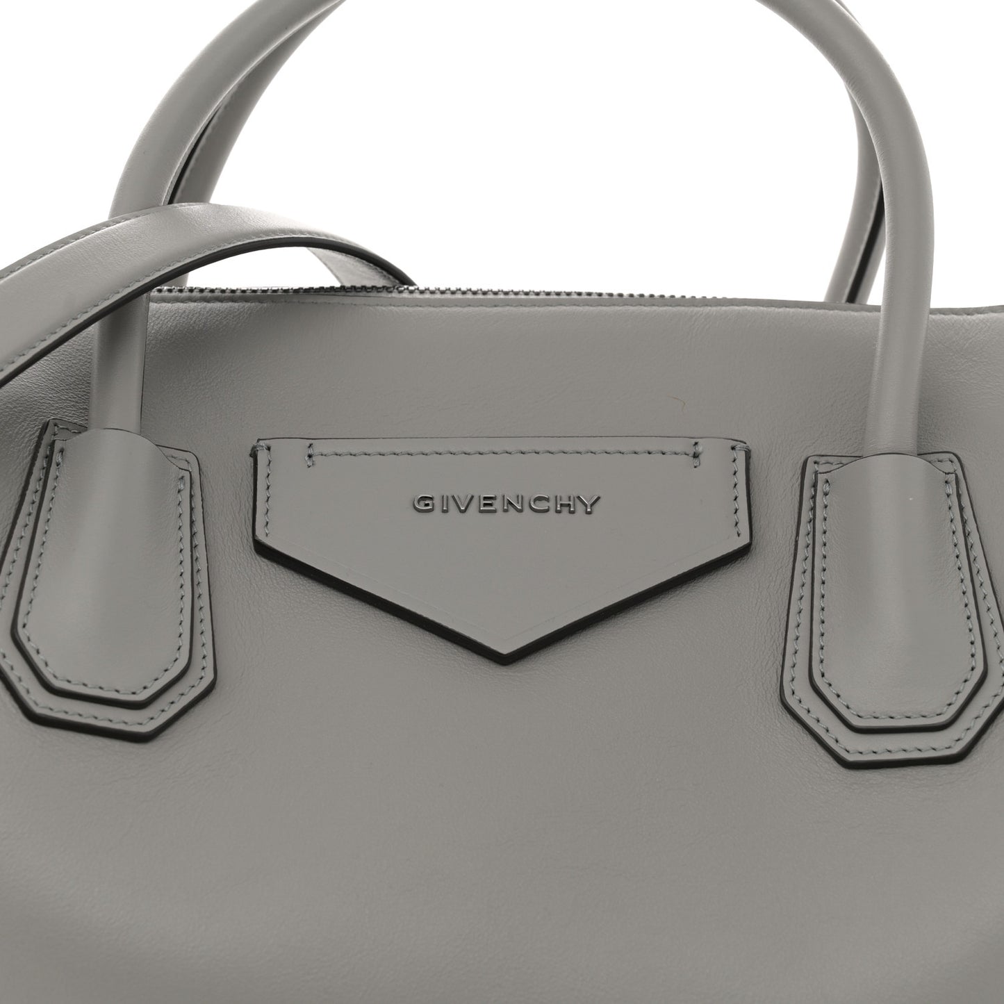 Soft Calfskin Medium Soft Antigona Pearl Grey