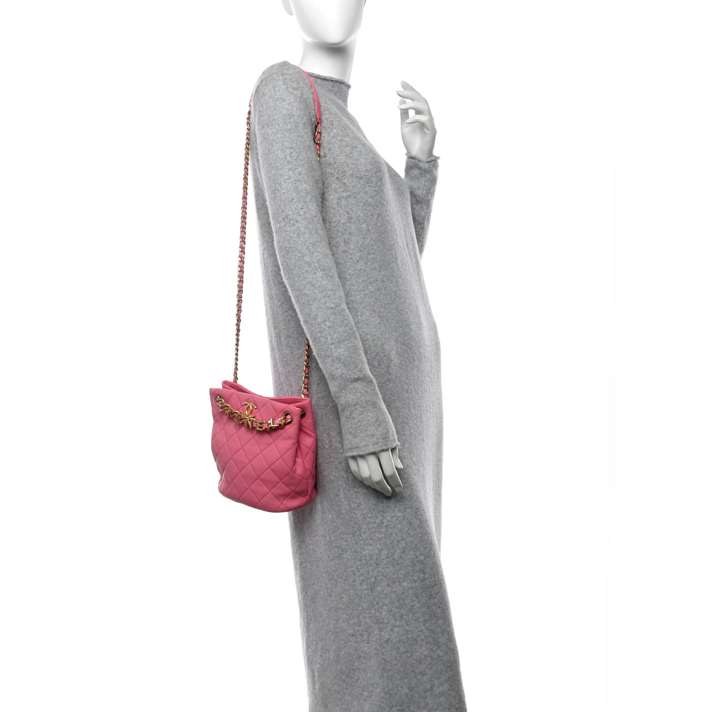 Lambskin Quilted Chaine Lettre Small Bucket Bag Pink
