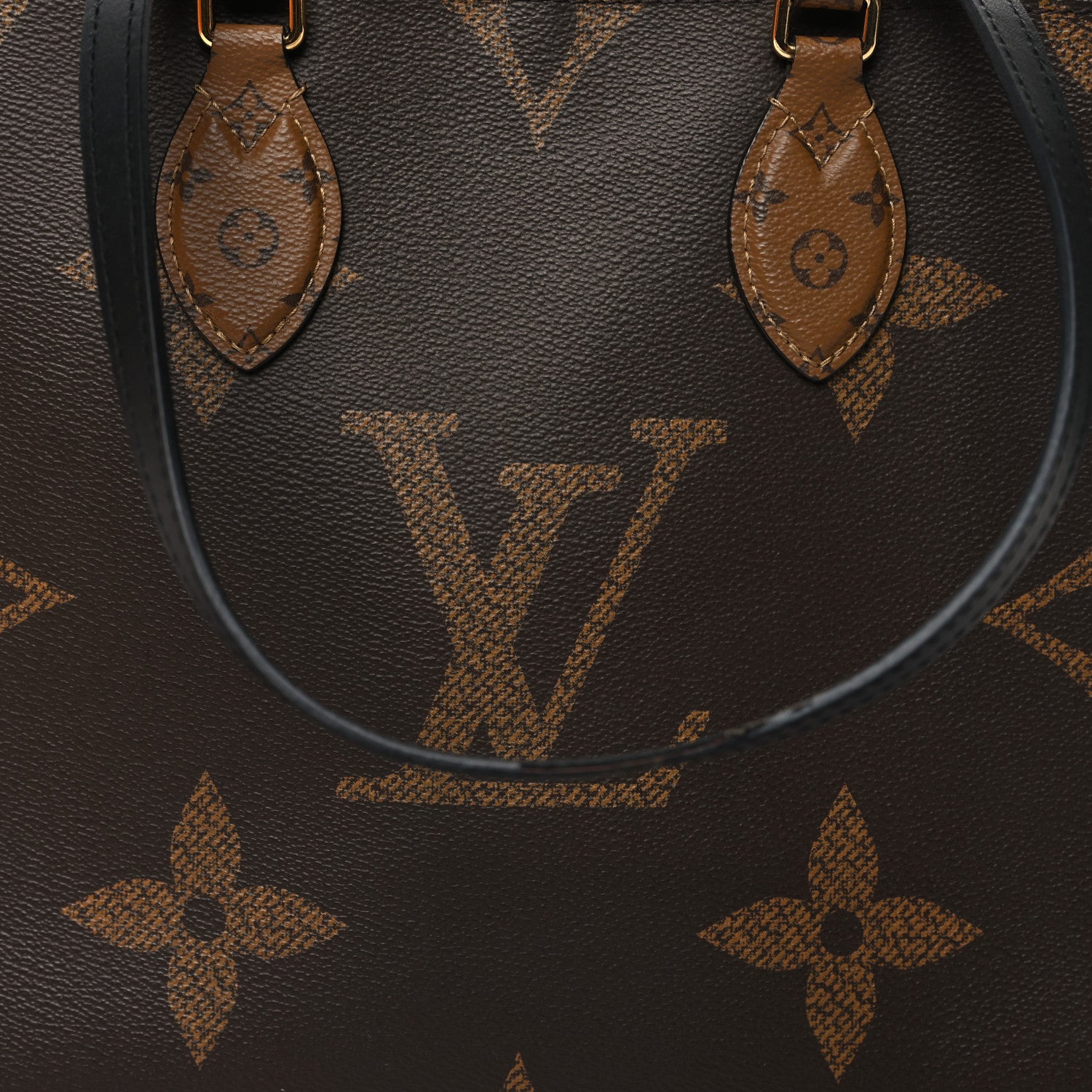 Louis Vuitton Reverse Monogram Giant Onthego MM 8 of 13