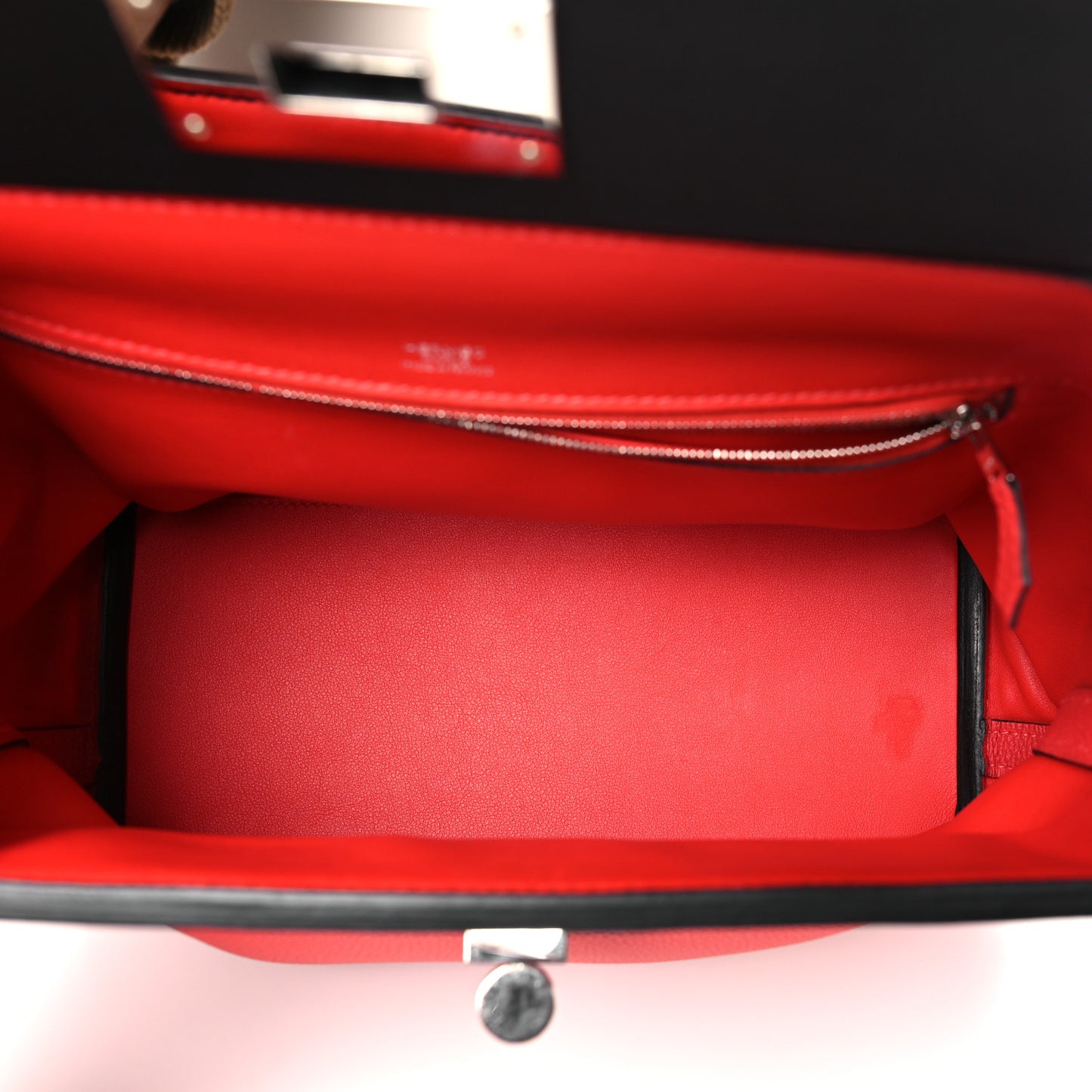 Togo Swift 24/24 29 Rouge Pivoine Black