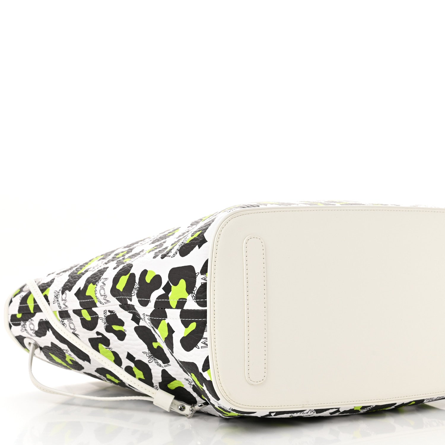 MCM Leopard Visetos Medium Aren Shopper Tote White 9 of 10