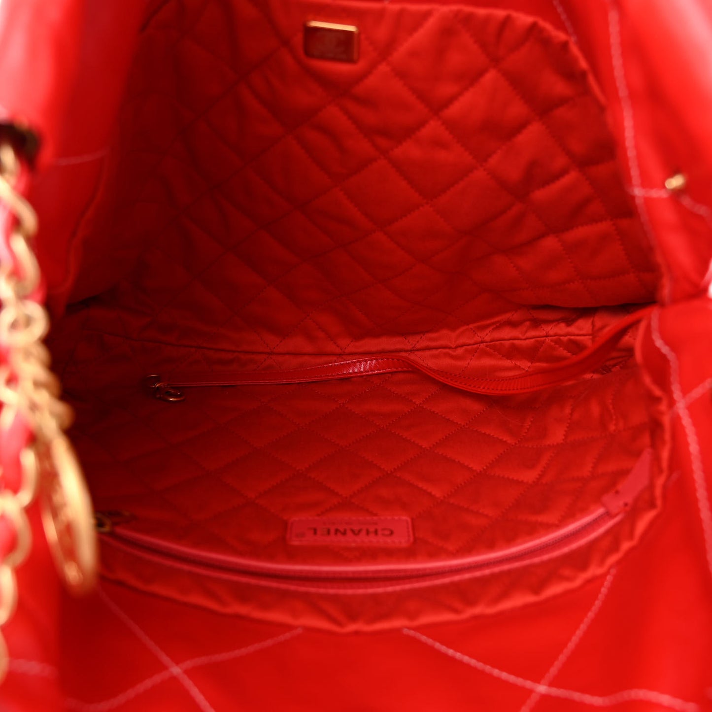 Shiny Calfskin Stitched Quilted Small Chanel 22 Red