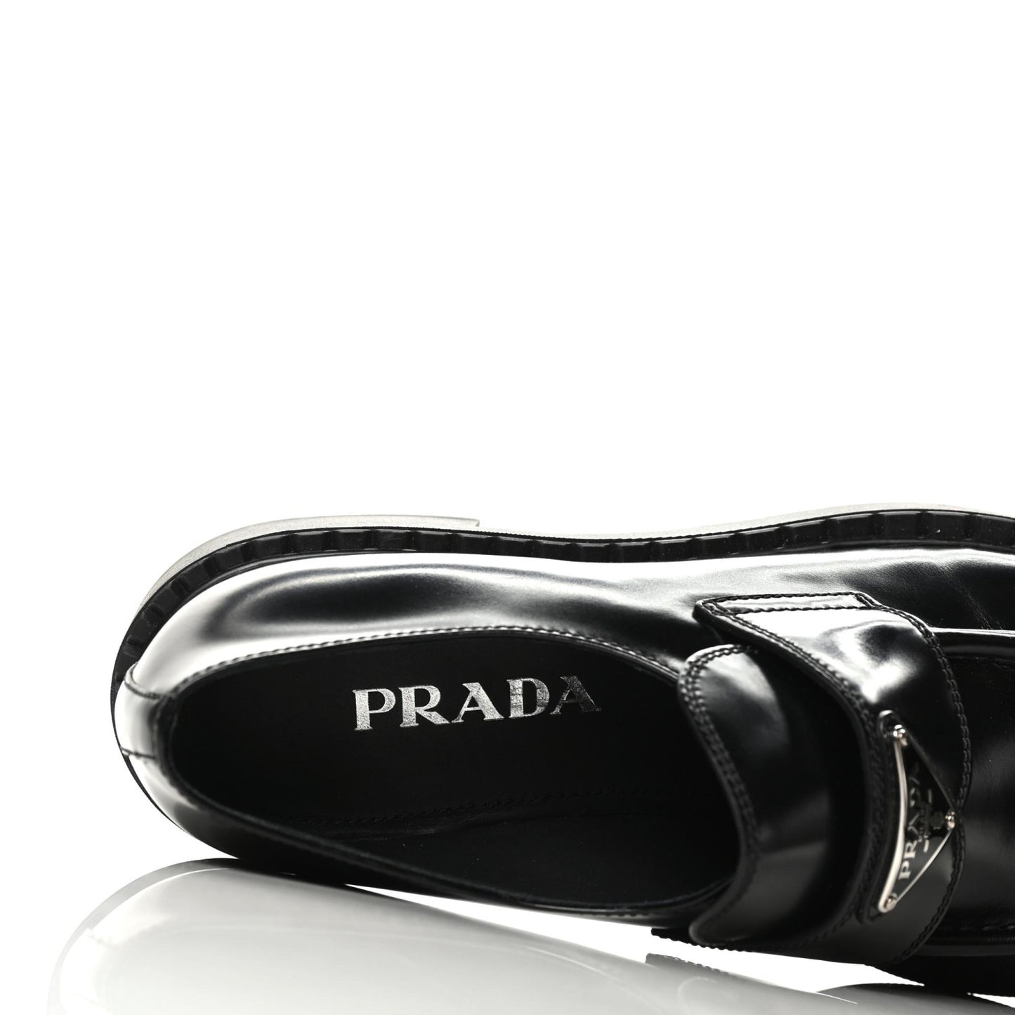 Spazzolato Metal Triangle Logo 50mm Loafers 39.5 Black