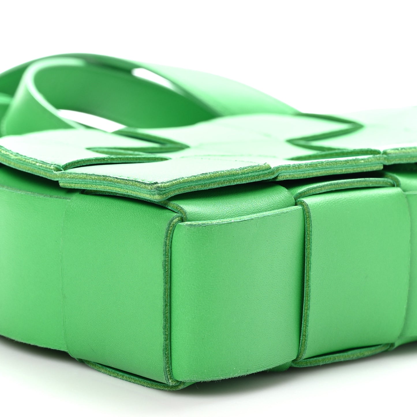 Lambskin Maxi Intrecciato Cassette Crossbody Bag Grass