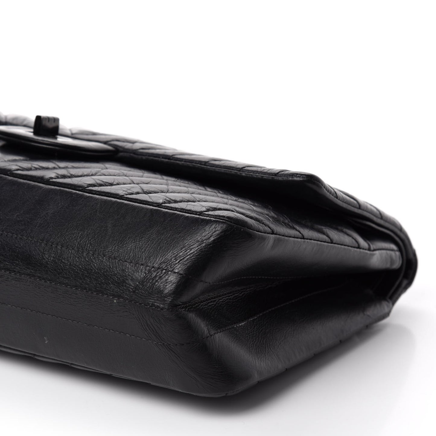 Aged Calfskin Chevron Quilted 2.55 Reissue 226 So Black