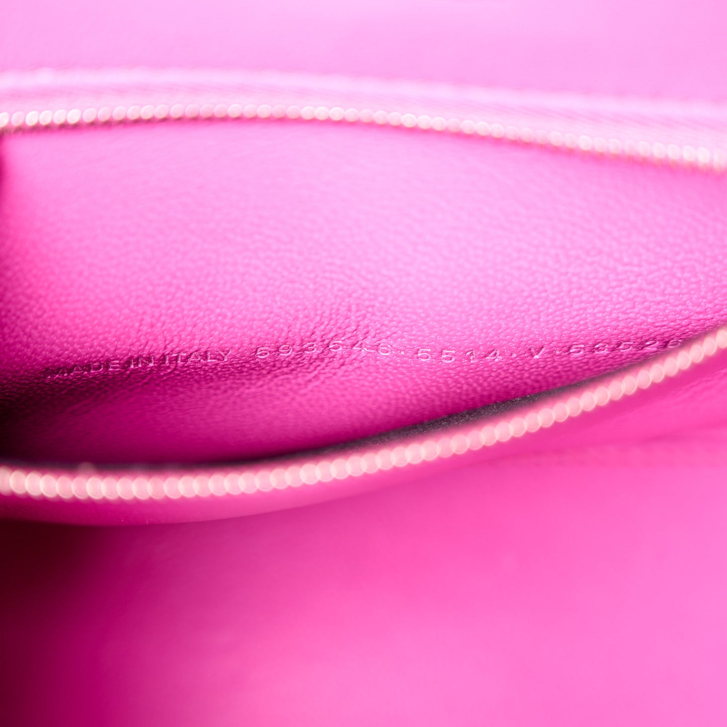 Shiny Calfskin Crocodile Embossed Small Hourglass Top Handle Bag Fuchsia