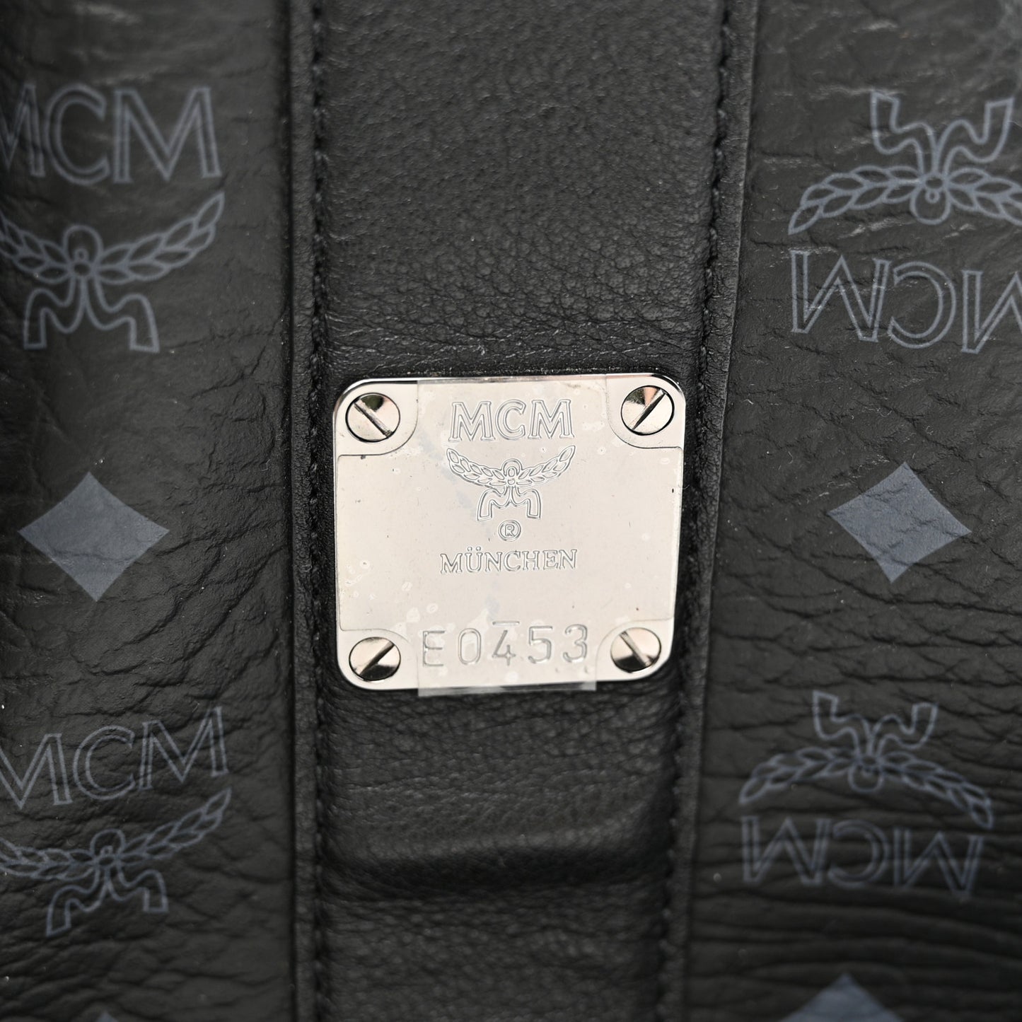 Visetos Large Liz Reversible Shopper Tote Black