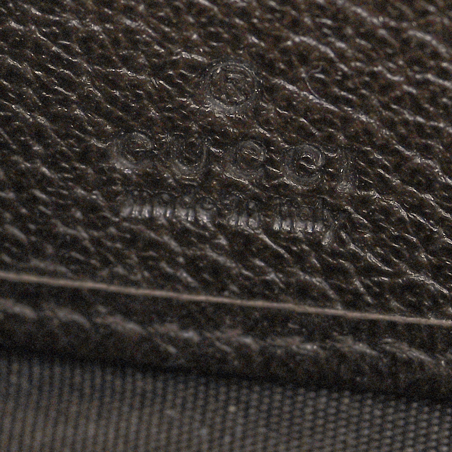 Dollar Calfskin Boar Effect GG Marmont Zip Around Wallet Dark Cocoa