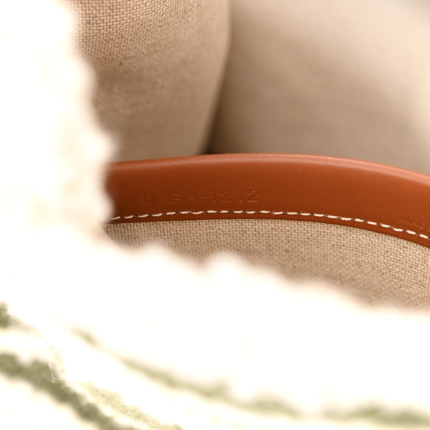 Stripe Triomphe Small Cabas Thais Khaki Tan