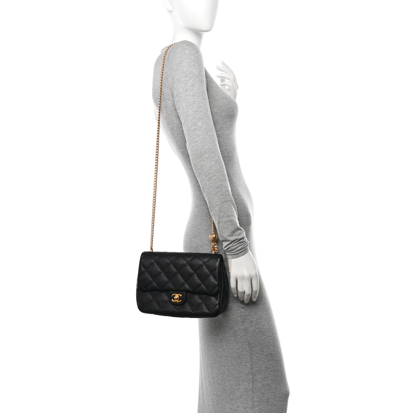 Caviar Quilted Sweetheart Flap Black